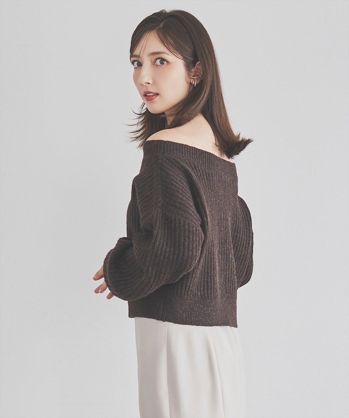 ケーブルデザインリブニット