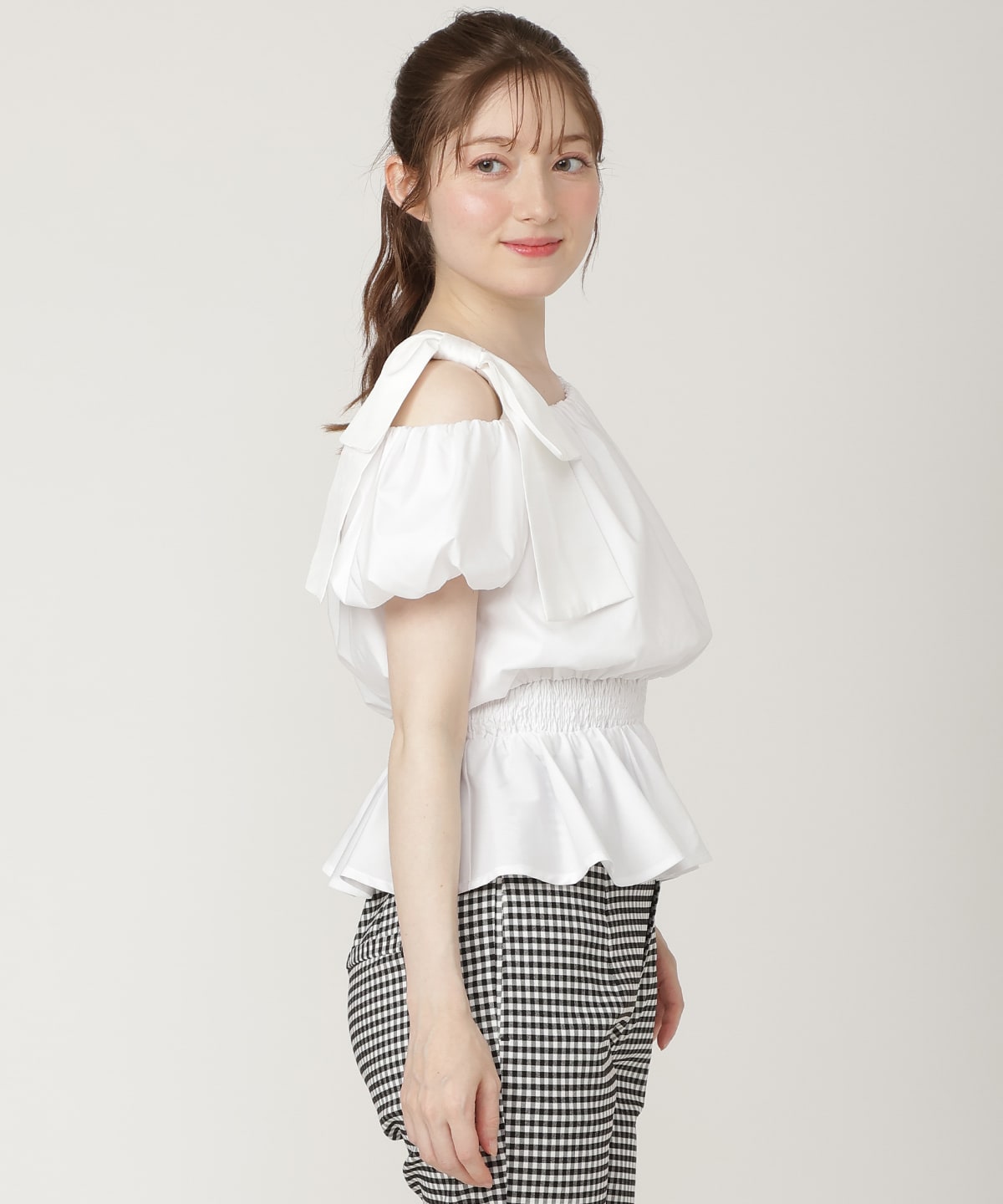 【5/29発売】バルーンオフショルペプラムブラウス