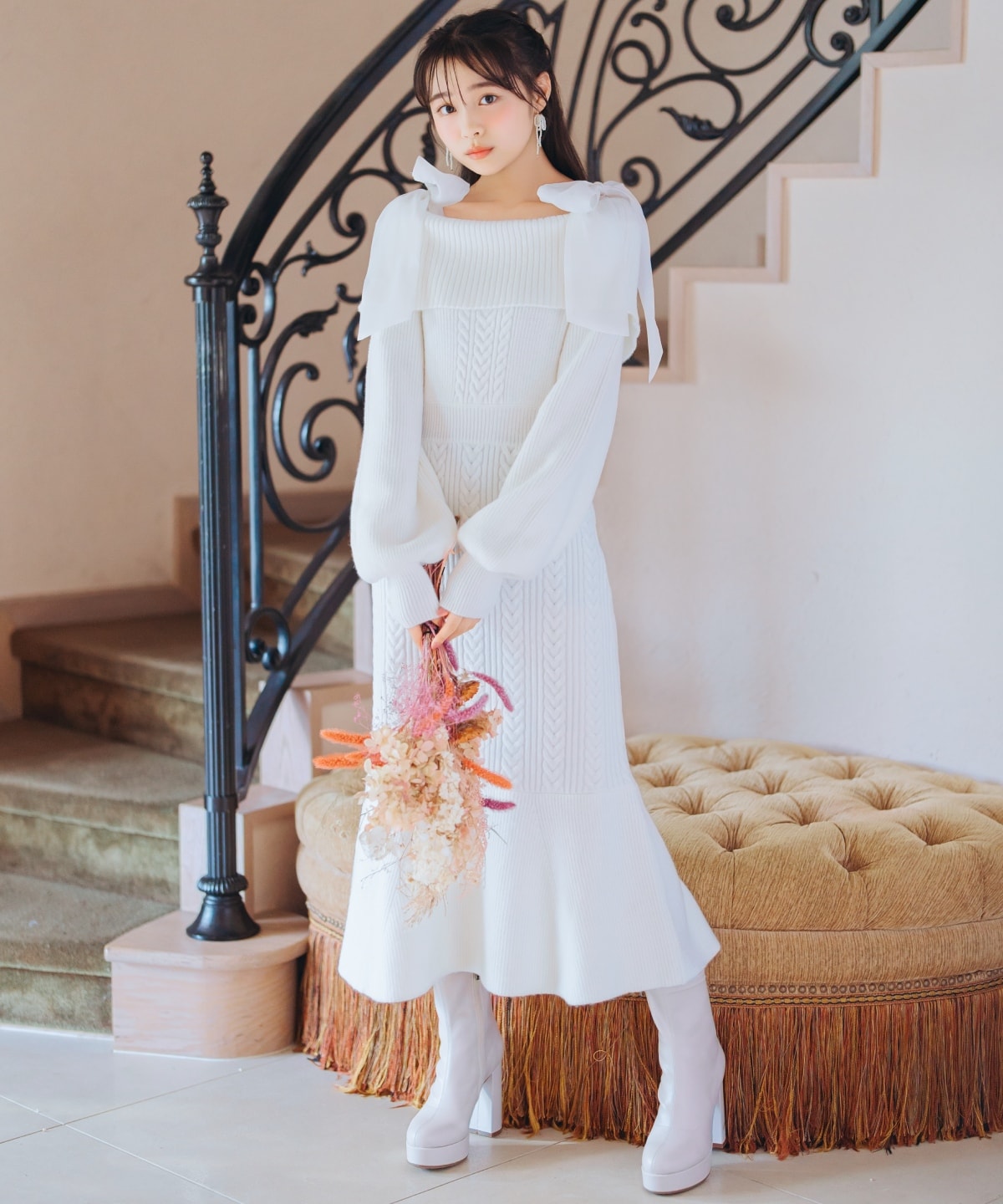 肩リボンケーブルニットワンピース