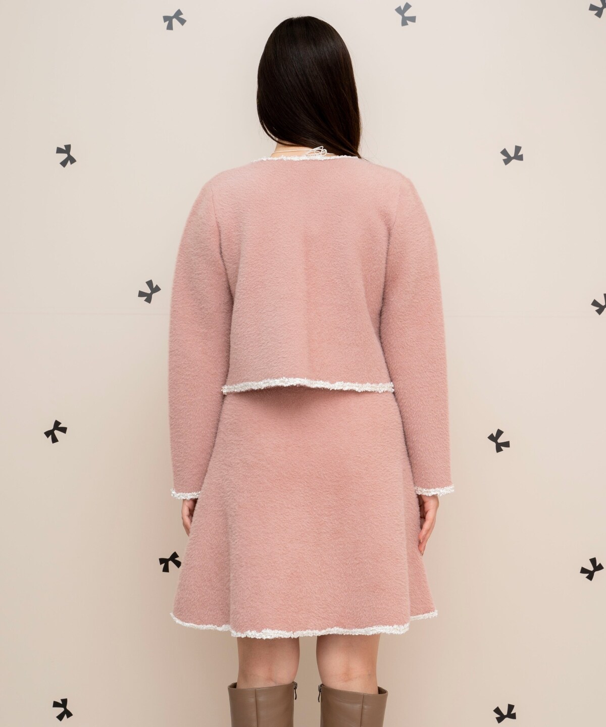 ブレード付きフェザーヤーンジャケット×ワンピース