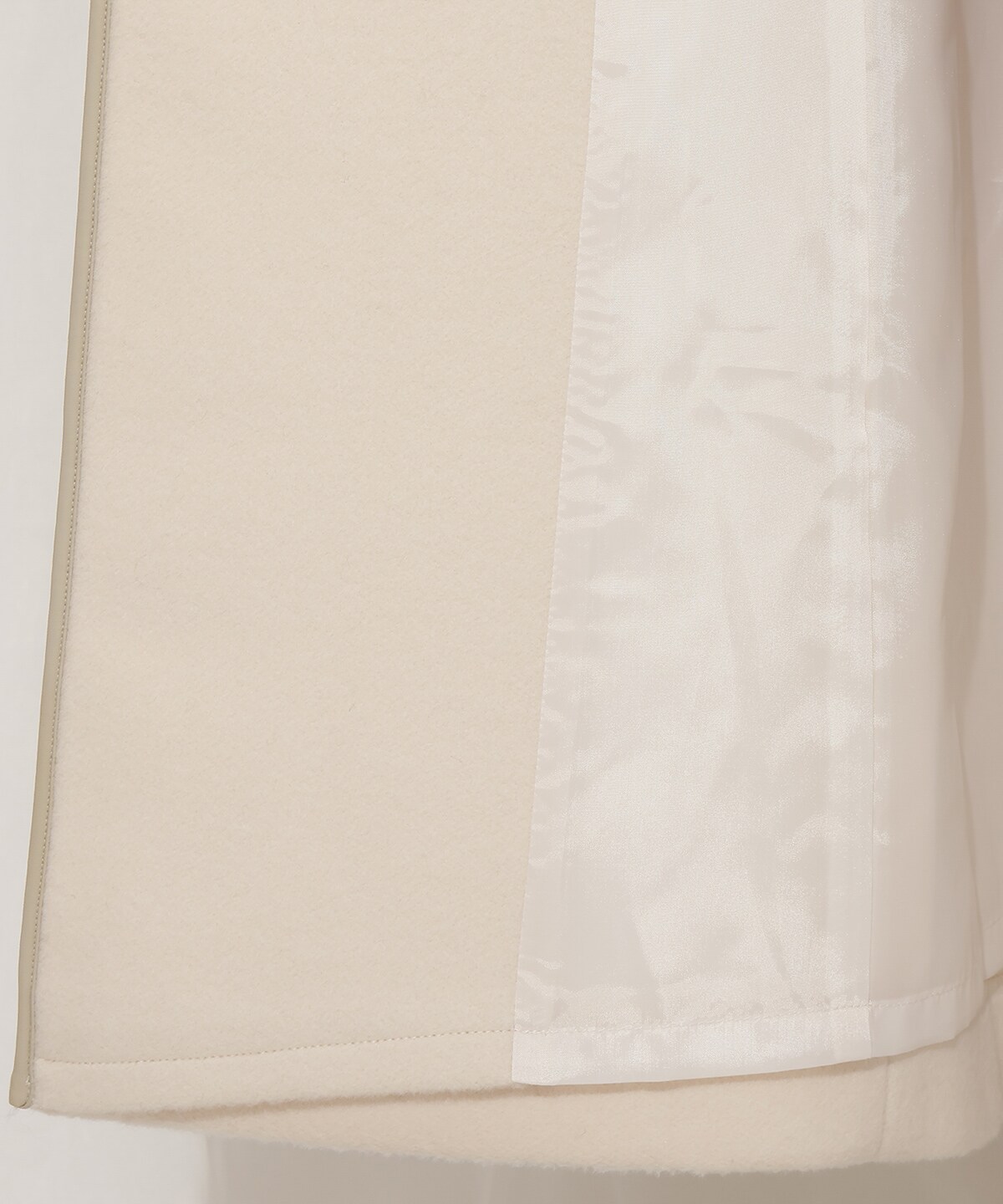 配色ケープコート