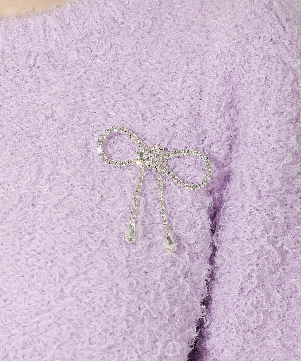 リボンブローチ付きテディヤーンニット