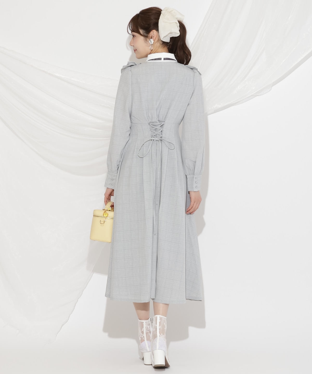 配色襟ダブルフリルシャツワンピース