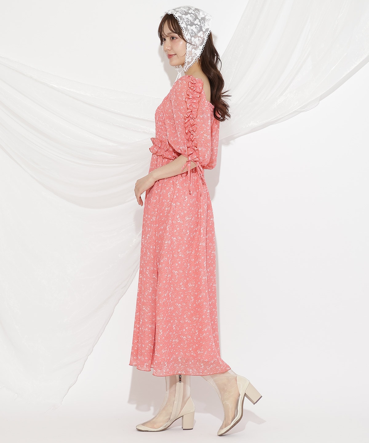 ミニフラワーシャーリングワンピース