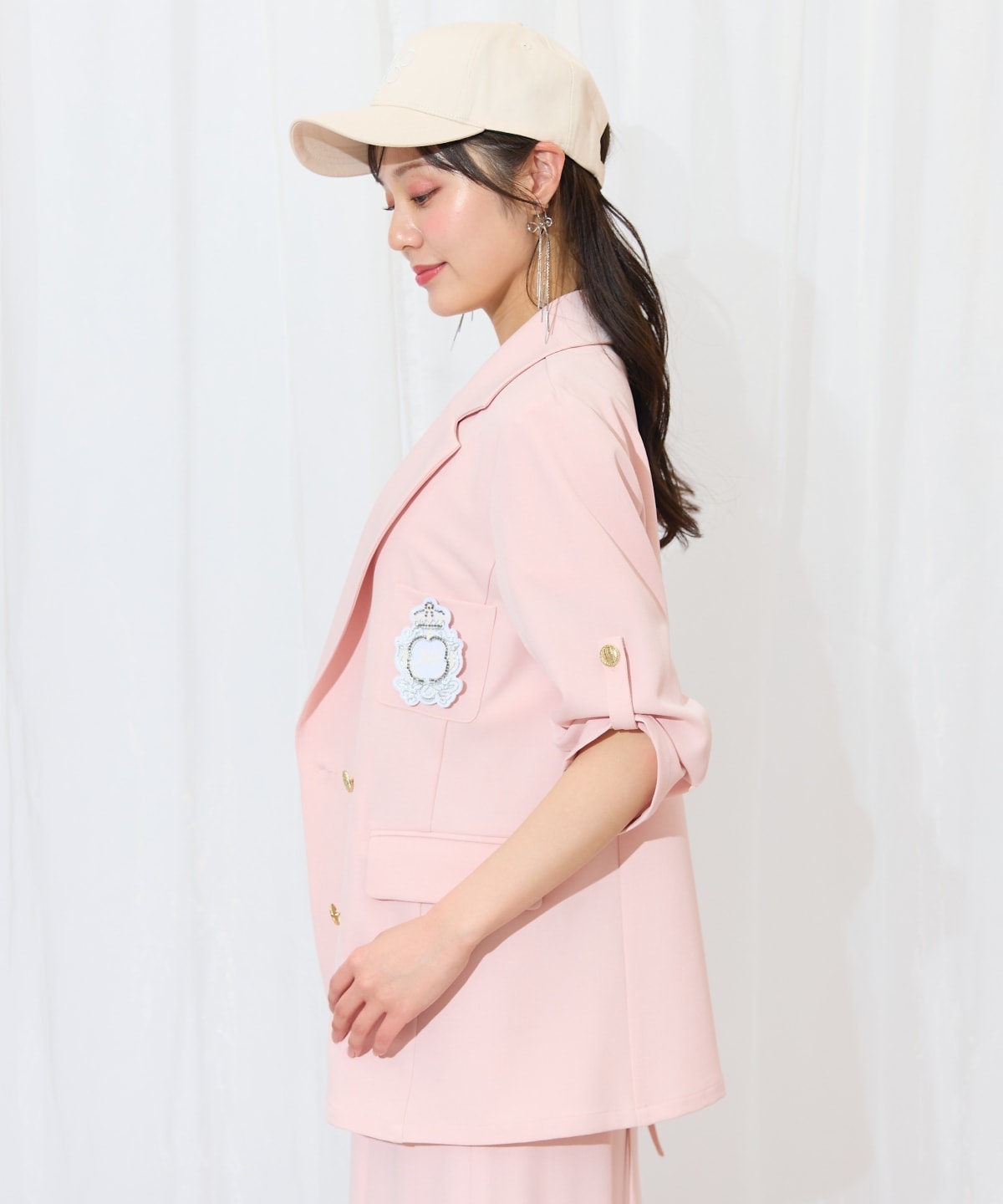 エンブレム付きテーラードジャケット