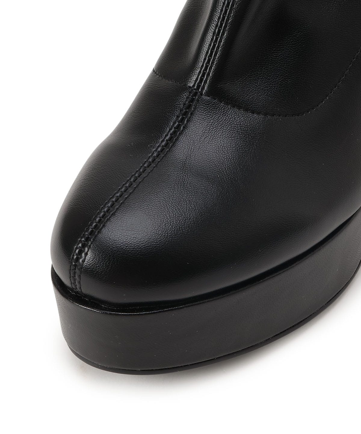 厚底ショートブーツ