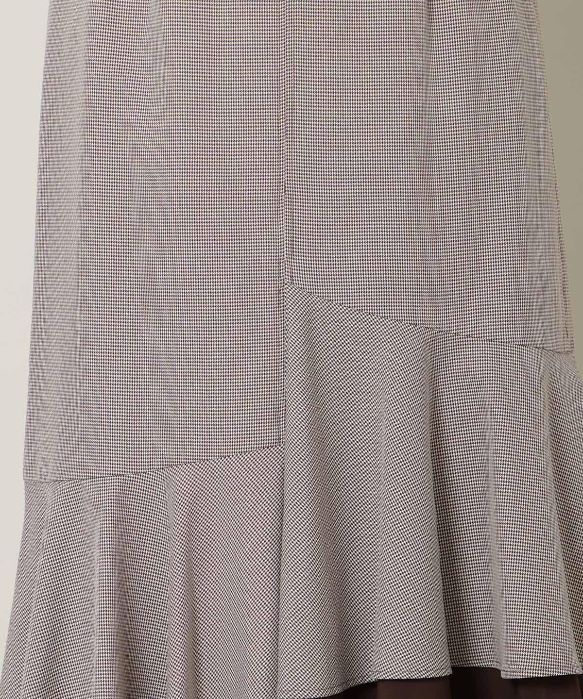 アシンメトリーレイヤードヘムスカート