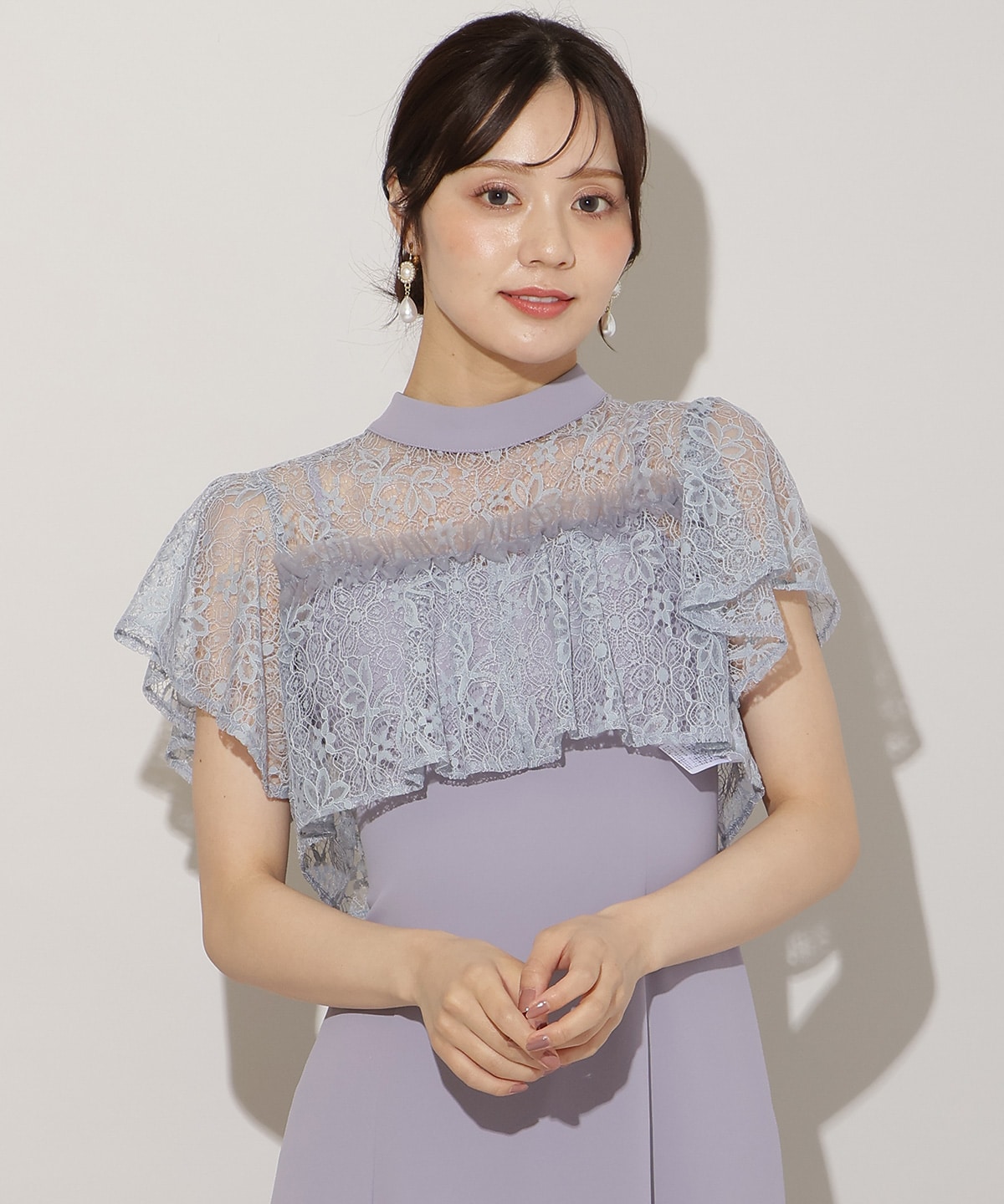 タックリボンレースブラウス×バックレースアップワンピース