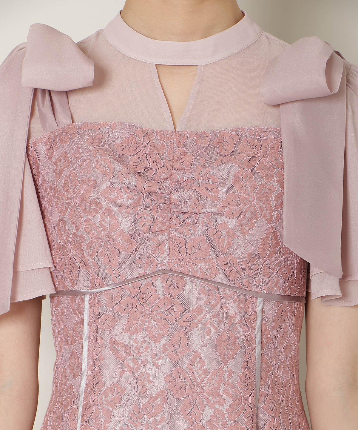 肩リボンパイピングレースワンピース