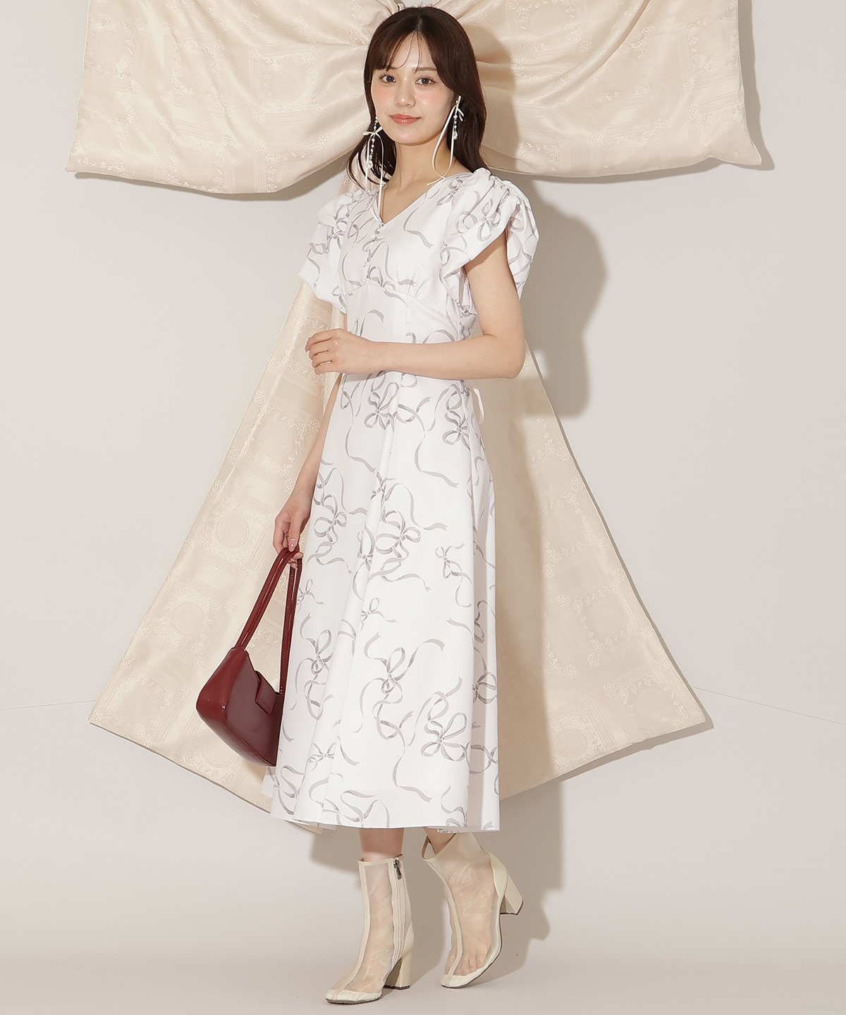 リボンプリントバブルスリーブフレアワンピース