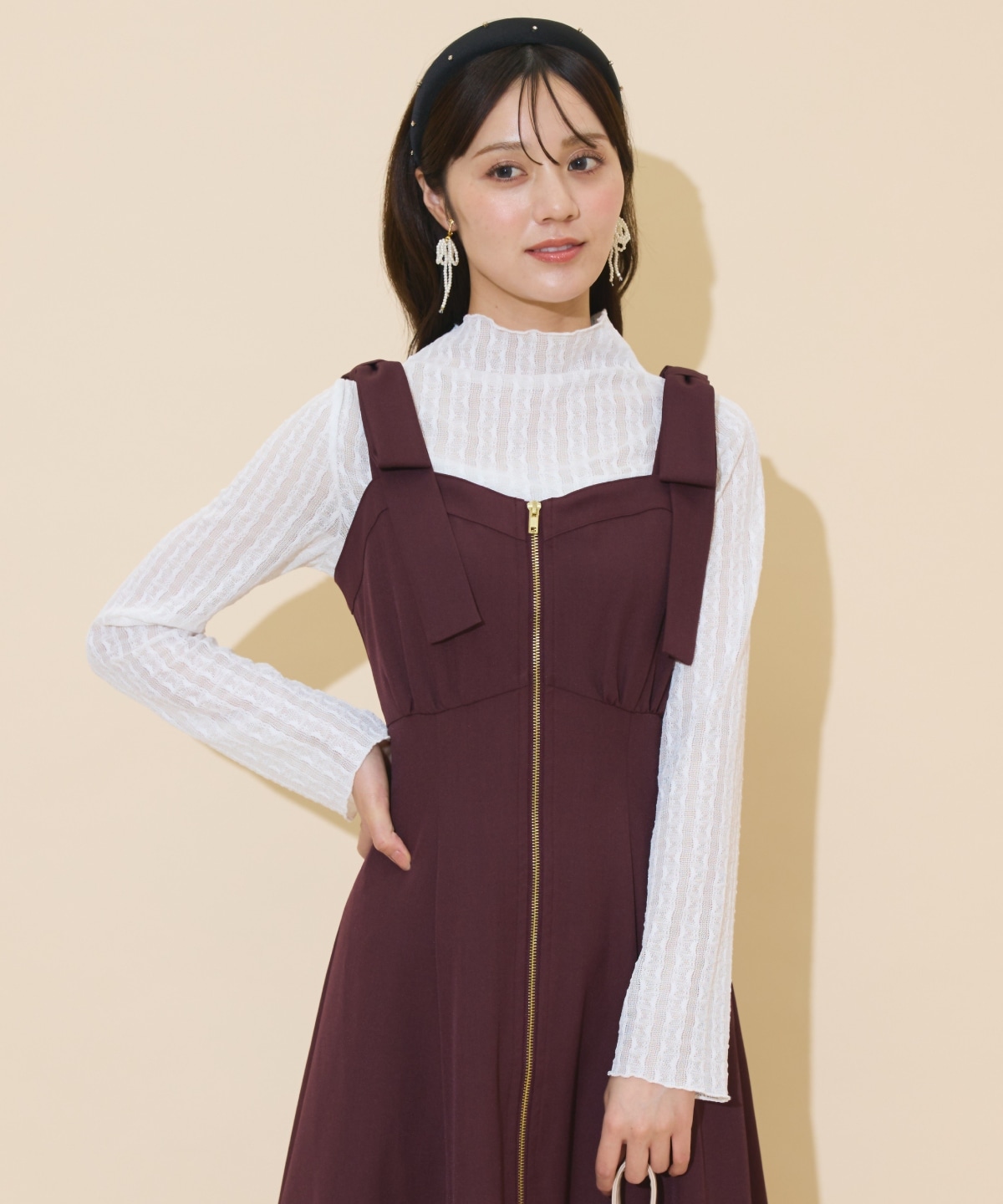 ショルダーリボンフロントZIPワンピース