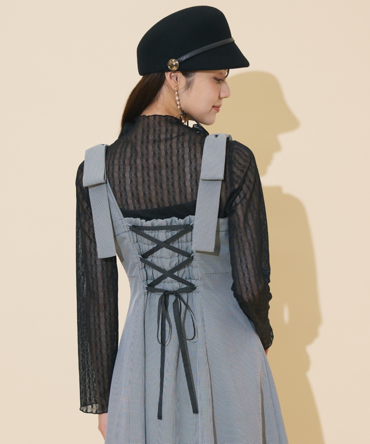 ショルダーリボンフロントZIPワンピース