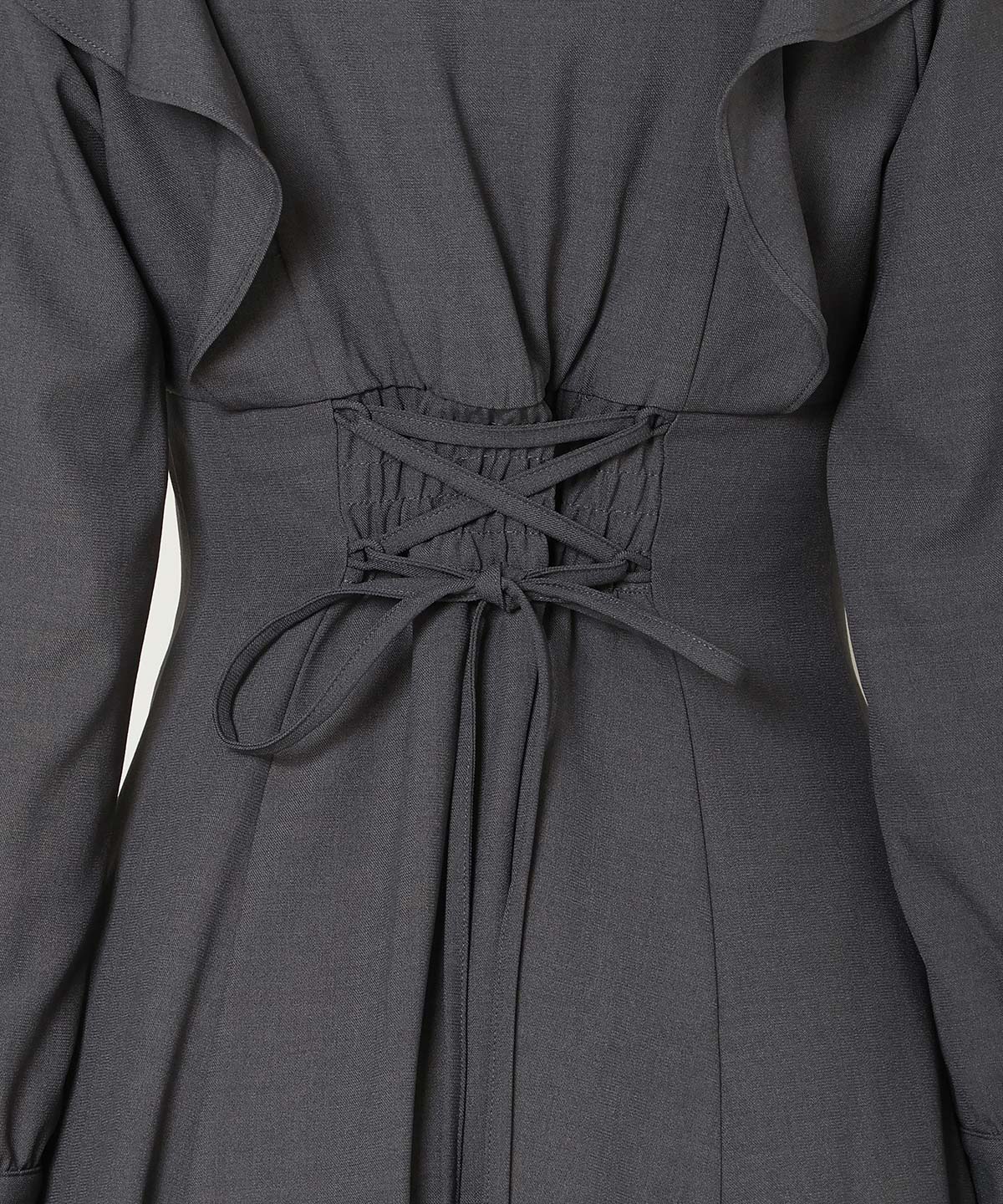 リボンタイラッフルフレアワンピース