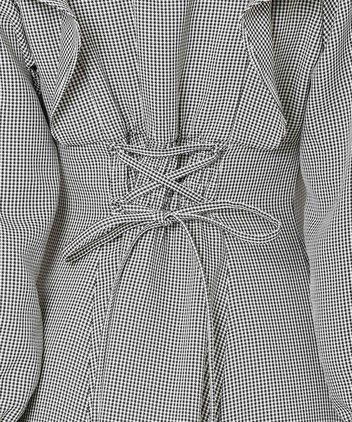 リボンタイラッフルフレアワンピース