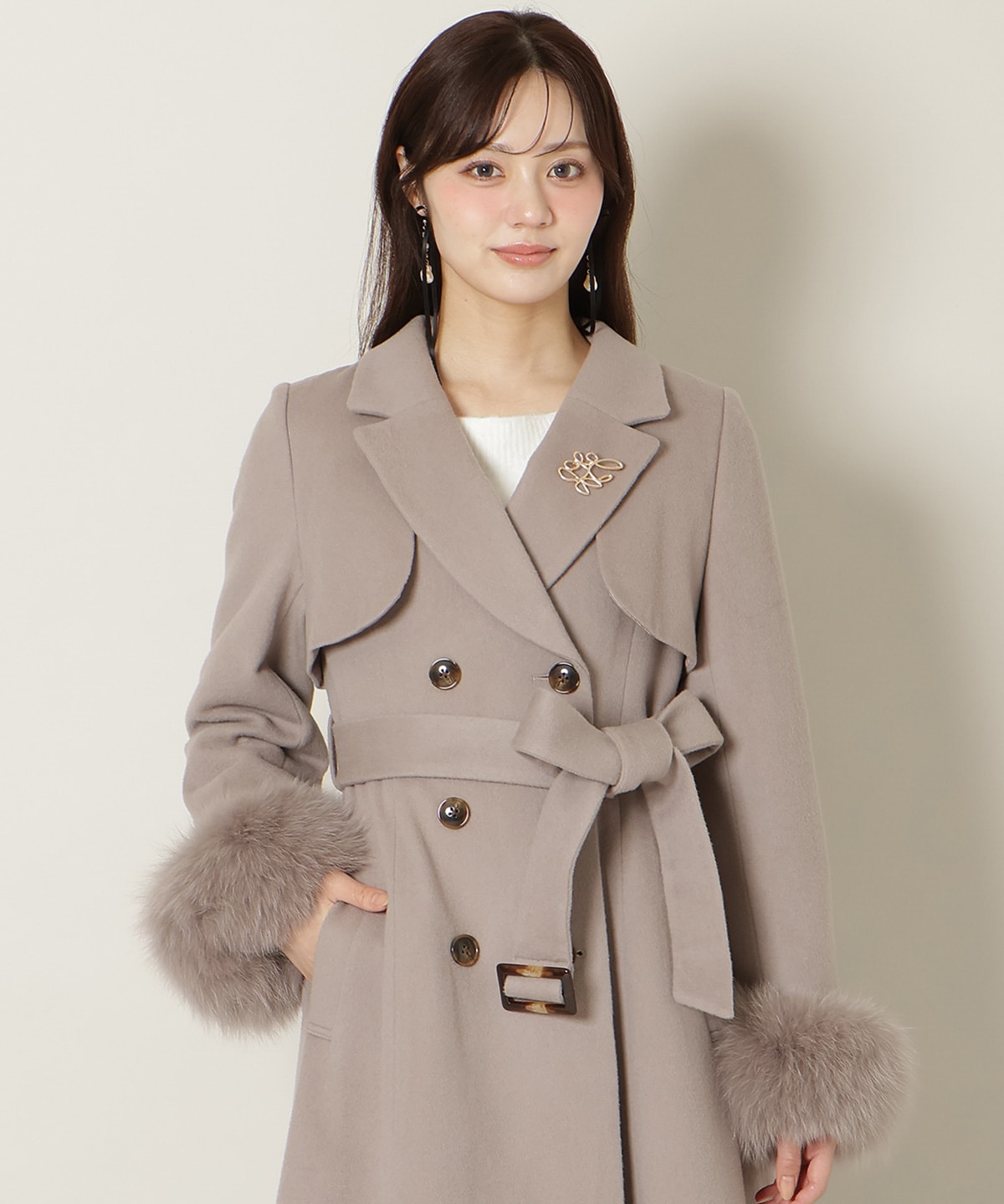 リアルファー付きウールフレアコート