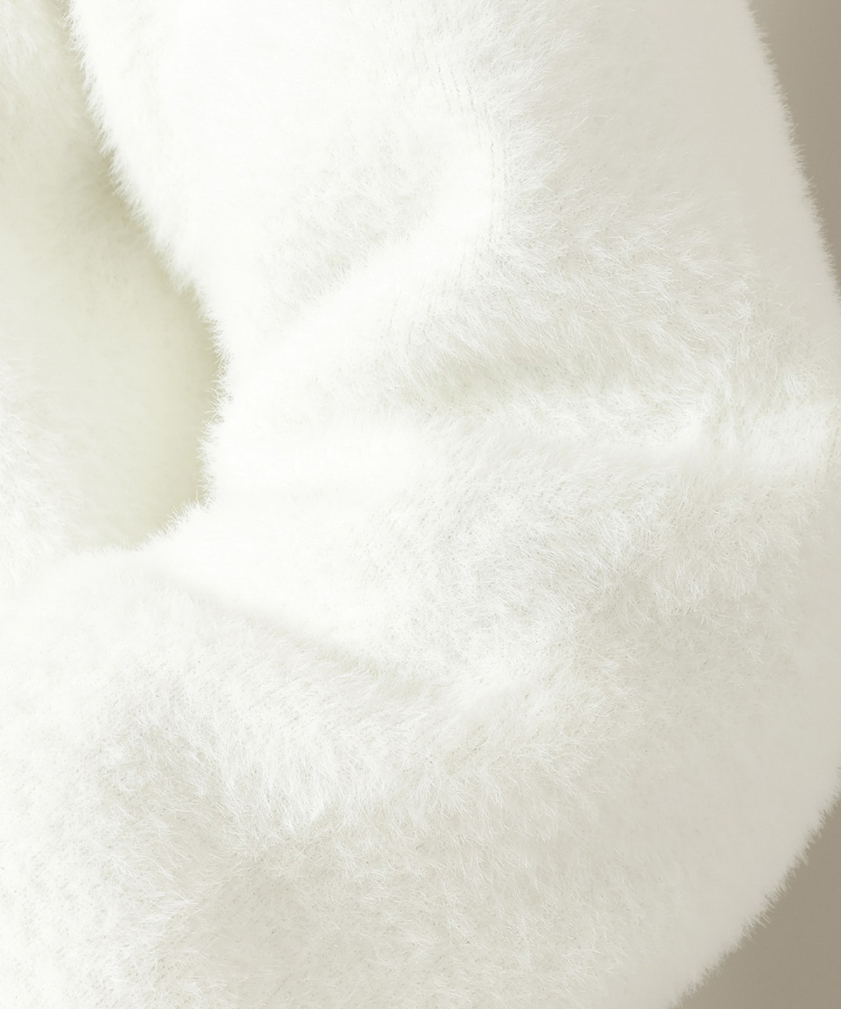 ラウンドネックラメフェザーカーディガン