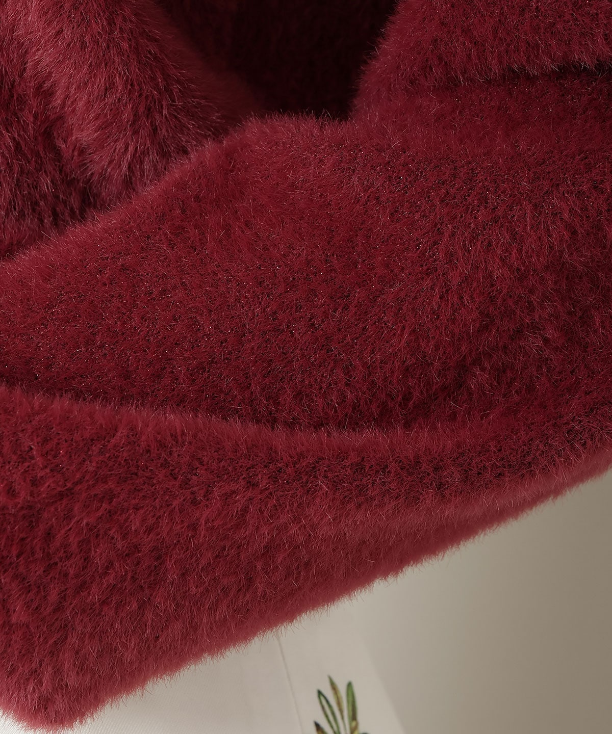 ラウンドネックラメフェザーカーディガン