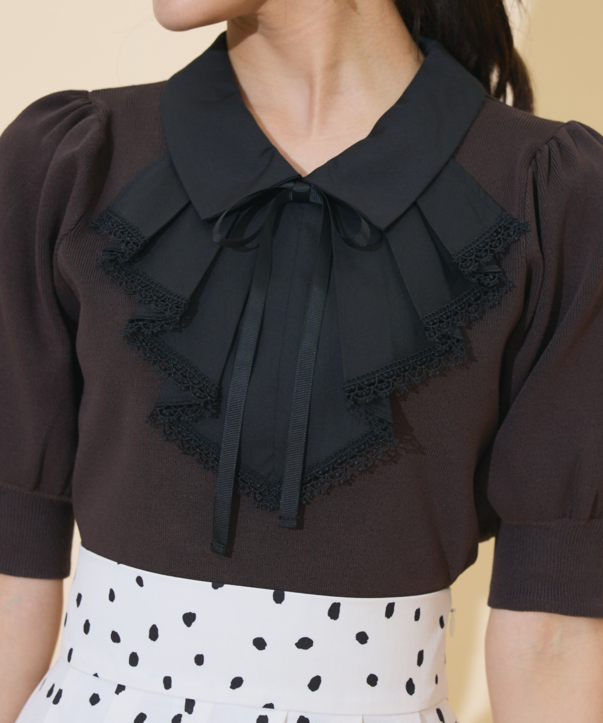 レースラッフルプルオーバー