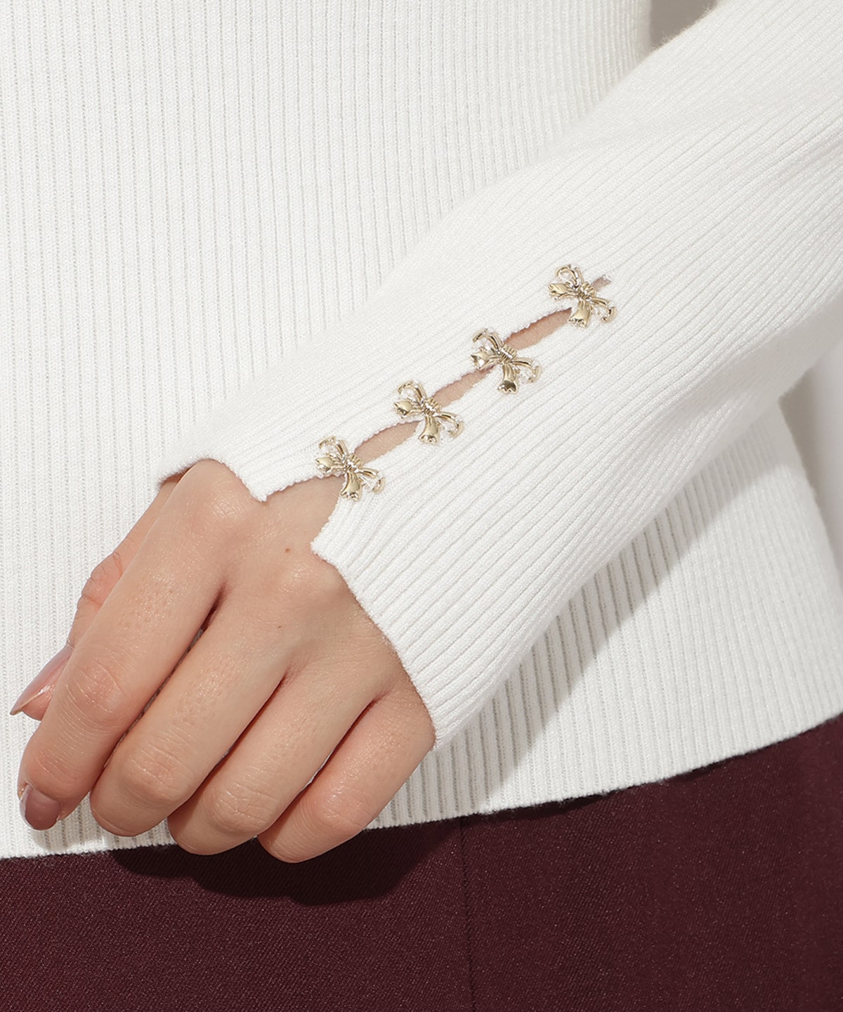 袖口リボンリブタートルニット