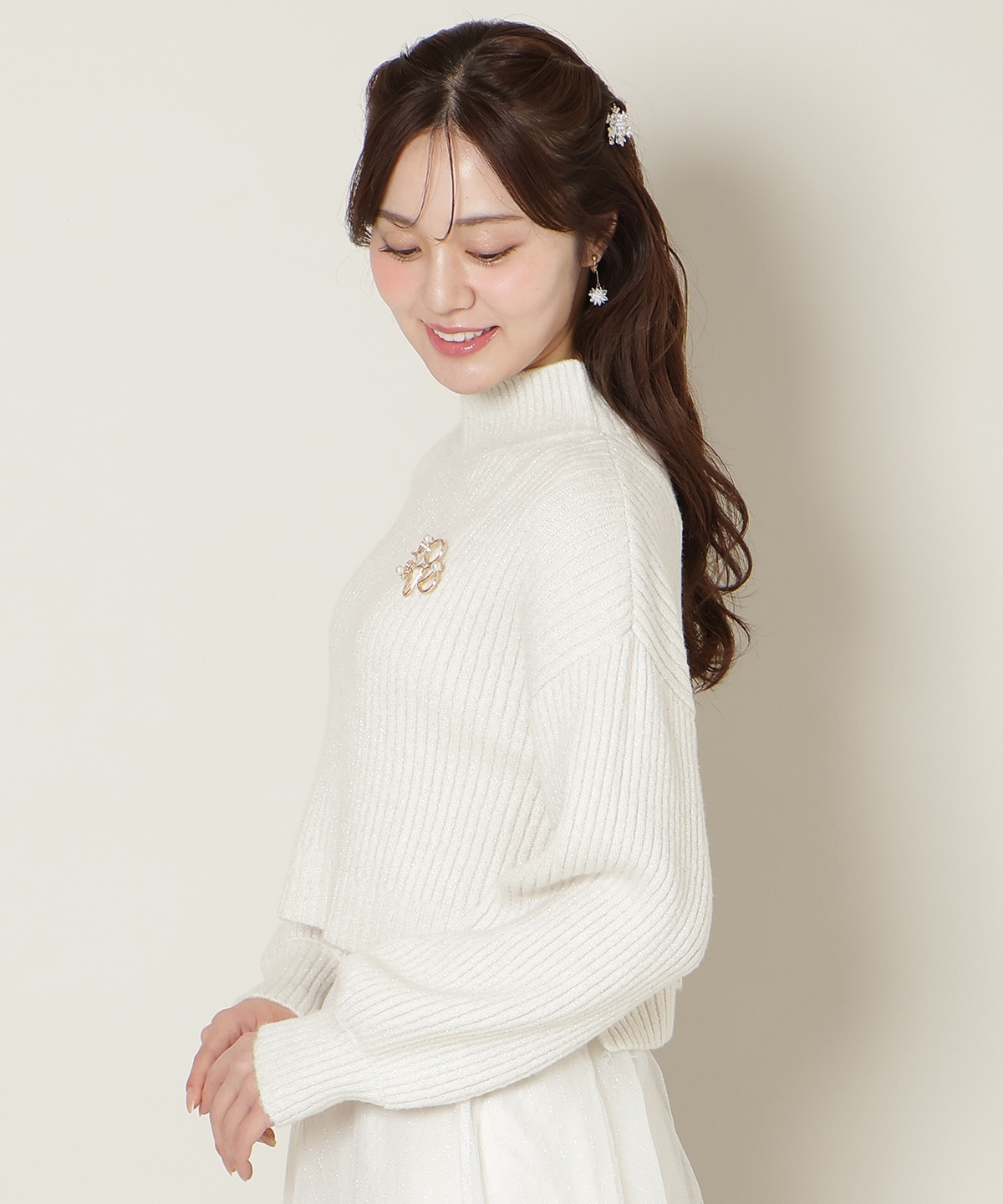 【12/5(fri)10時発売】ブローチ付きクロップドラメニット