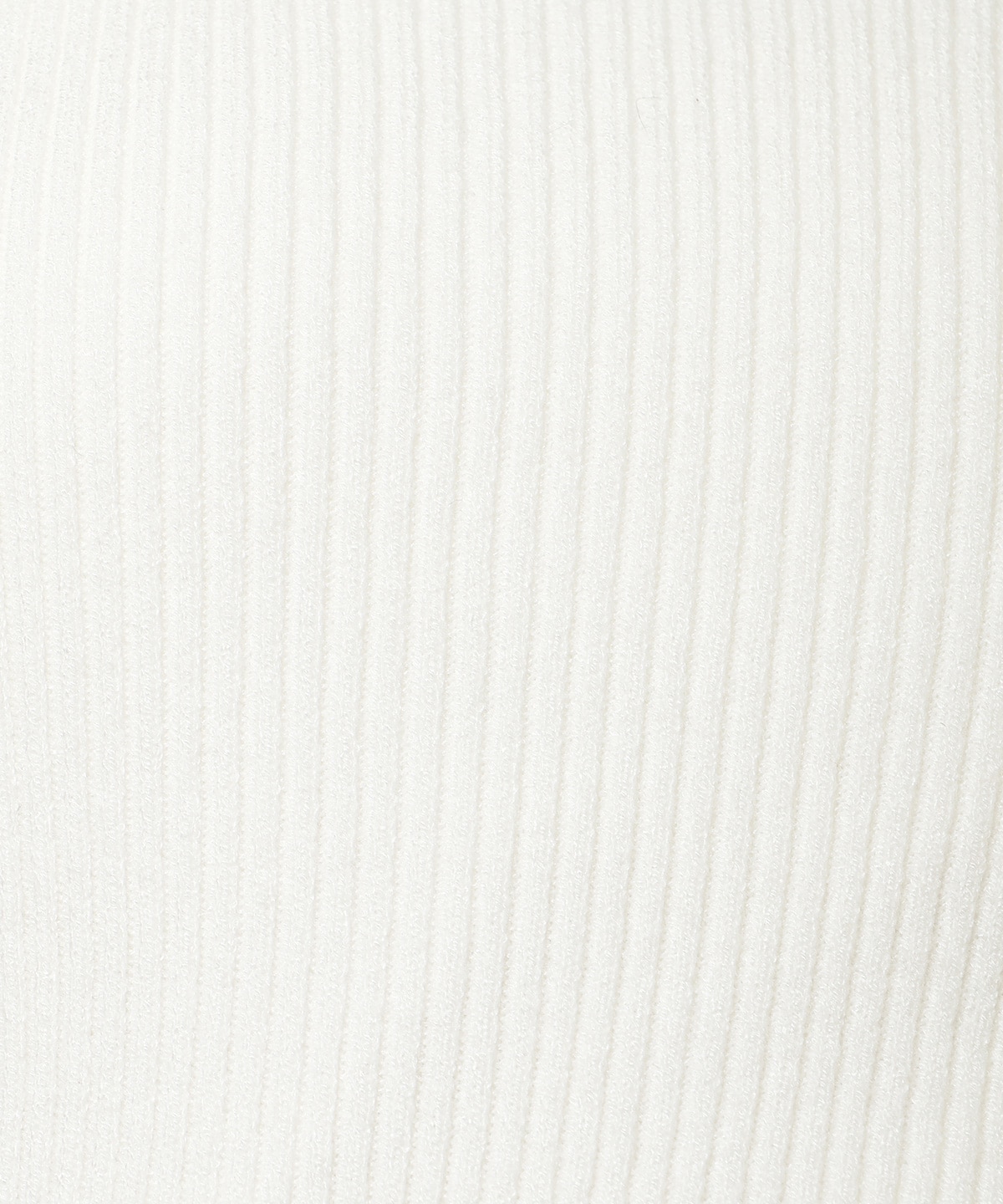 フリルネックプルオーバー