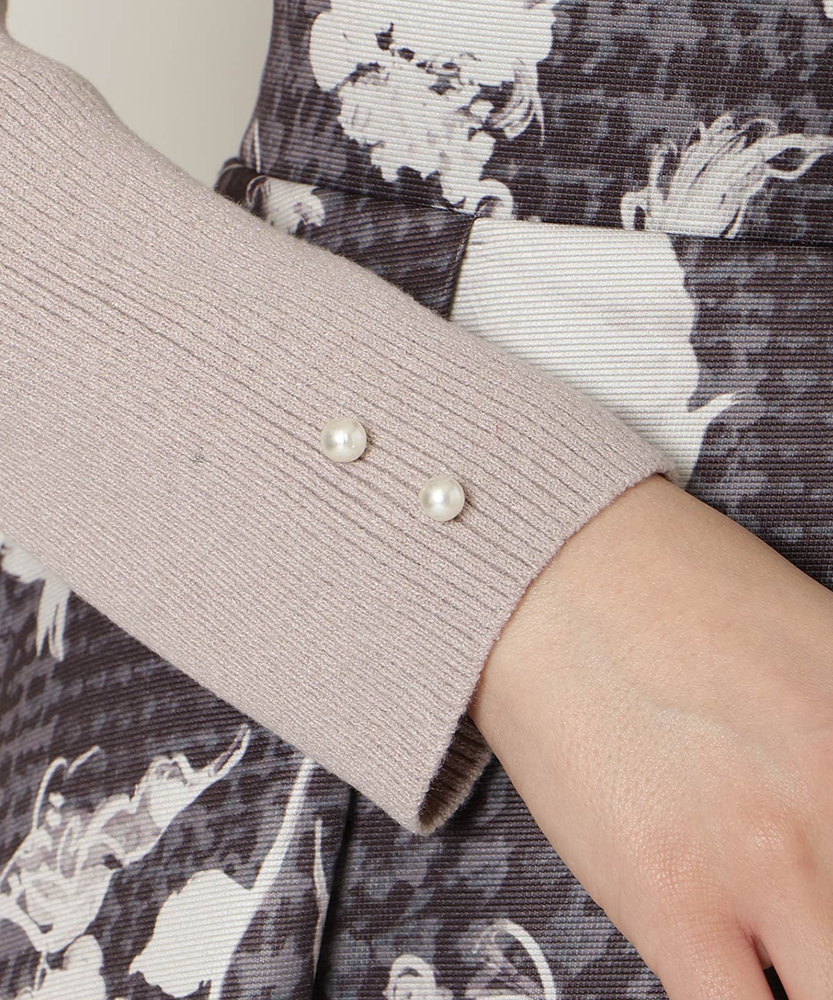 リボンレースカラータックスリーブニット