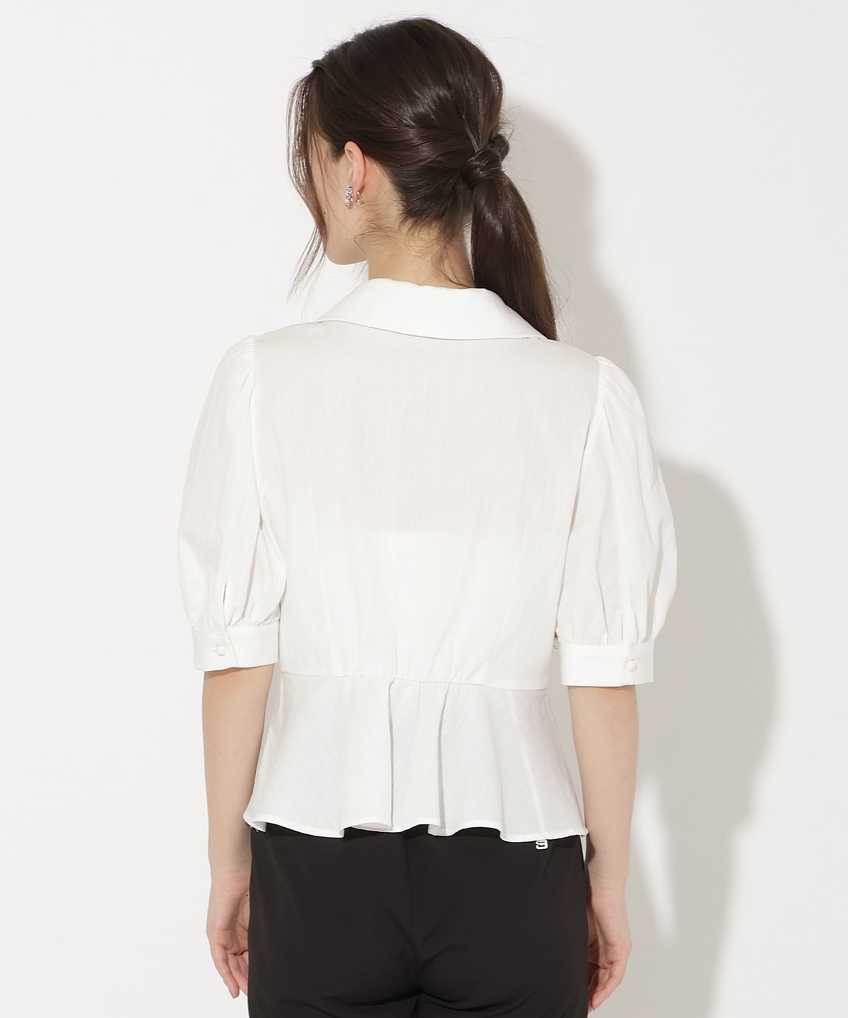 【新色追加】パフスリーブペプラムブラウス