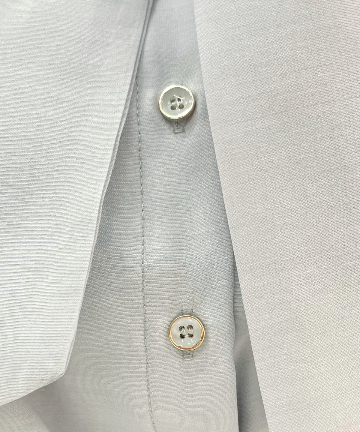 ピンタックカフスリボンタイブラウス