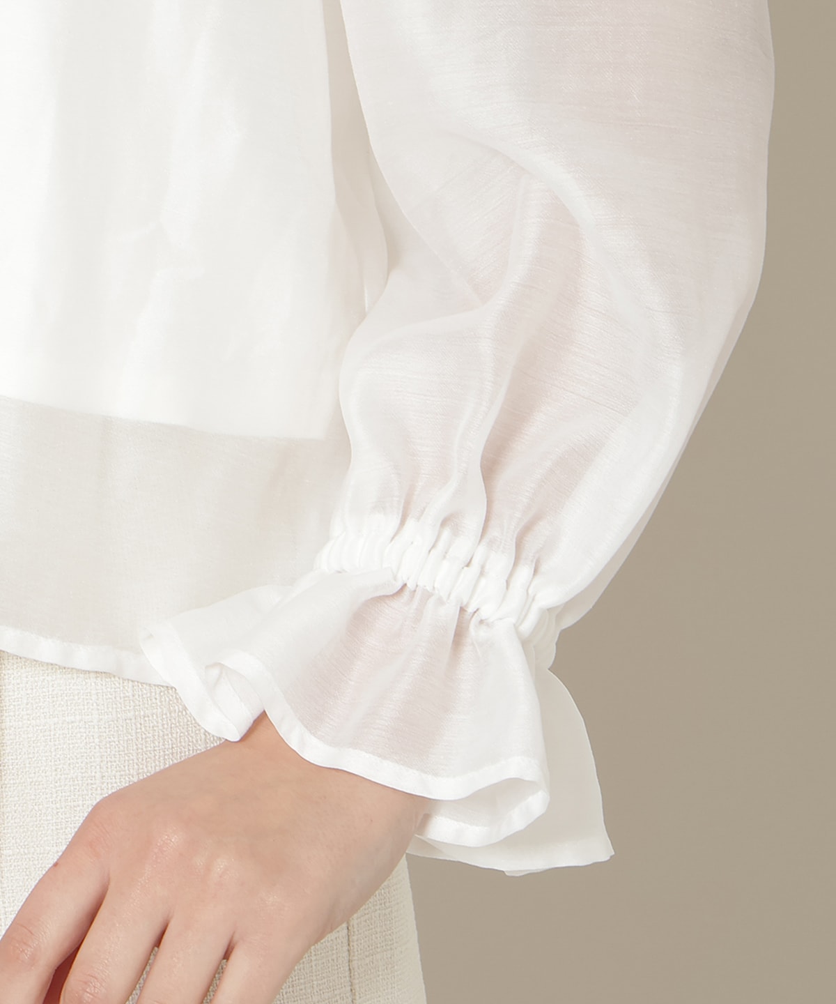 【Coming Soon】フリルスリーブシアーボウタイブラウス