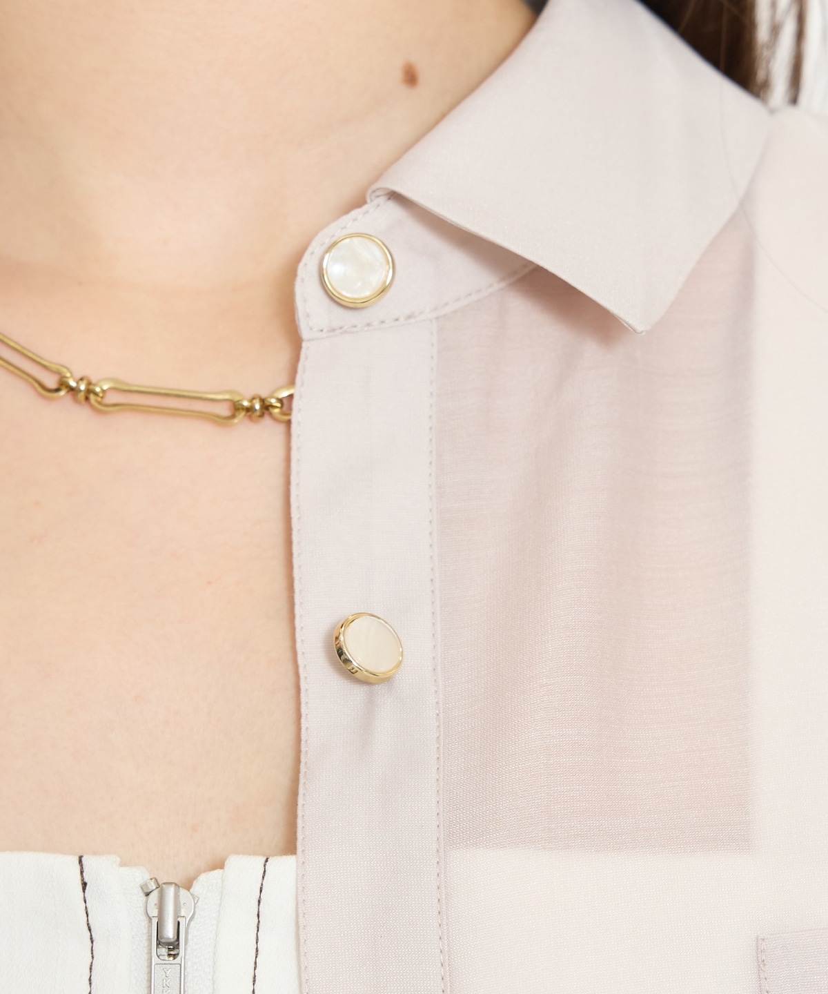 エアリーシアーシャツ