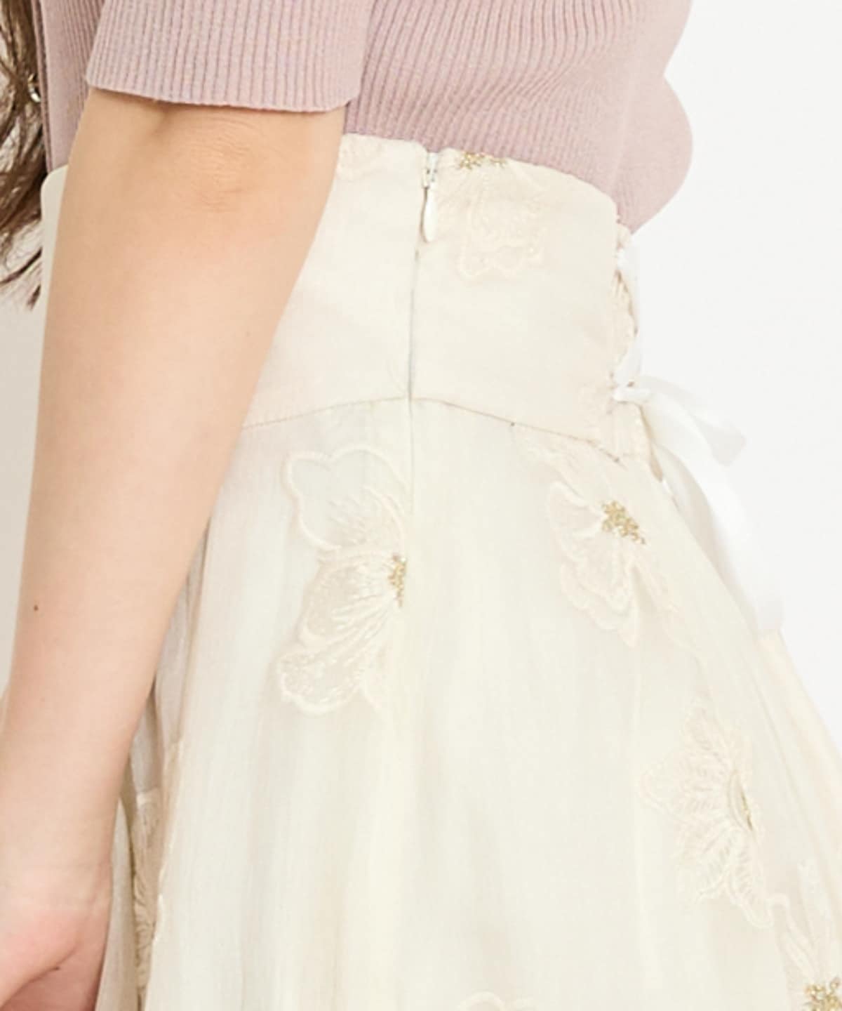 フラワー刺繍シアースカート
