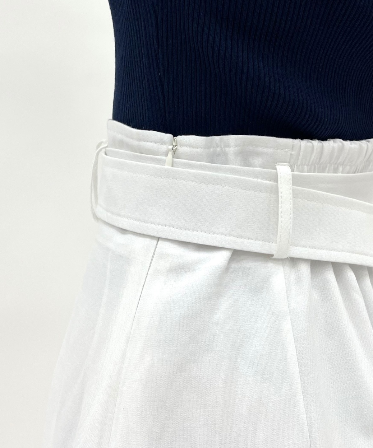 ベルト付きハンカチヘムスカート