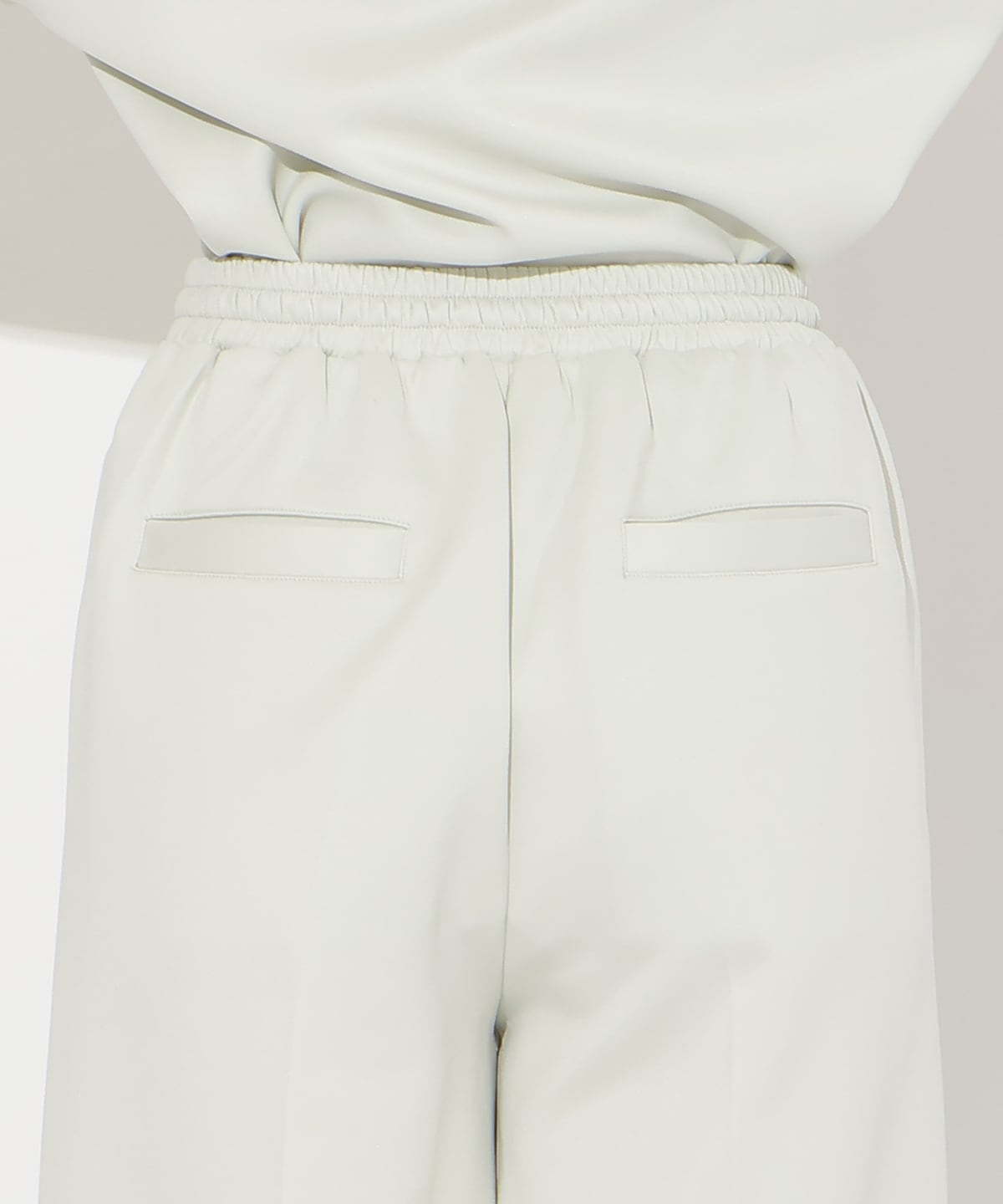 【3/12(thu)10時発売】フロントピンタックスウェットパンツ