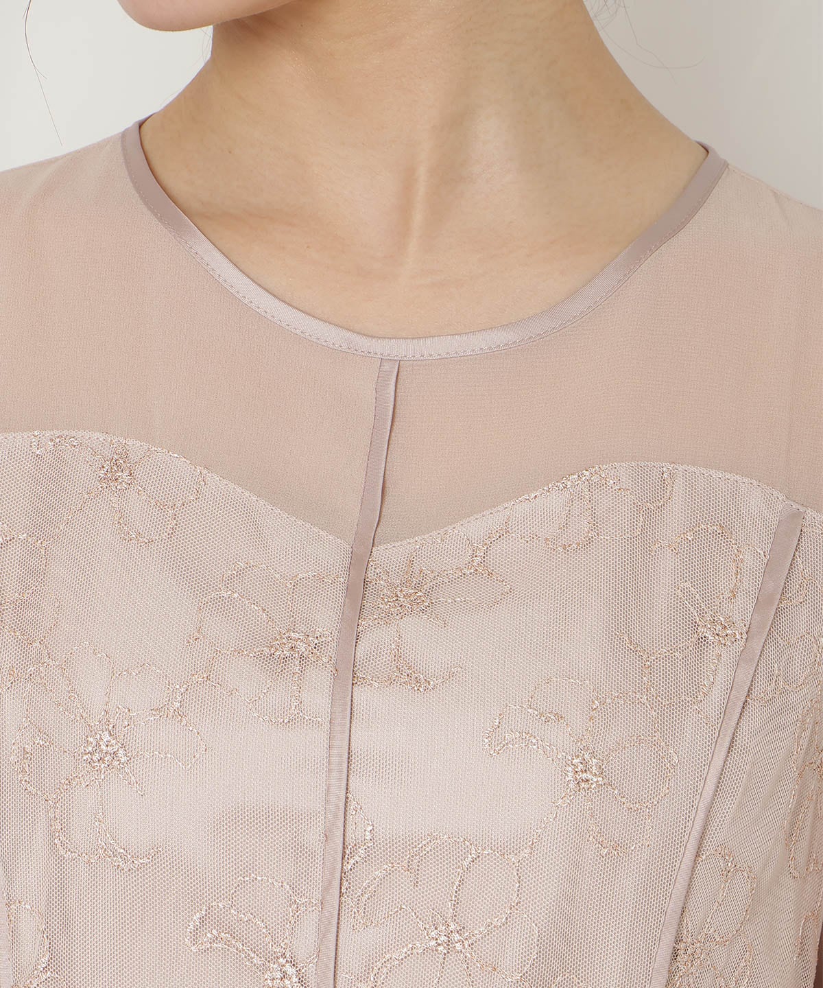 パイピングラインレースフリルワンピース