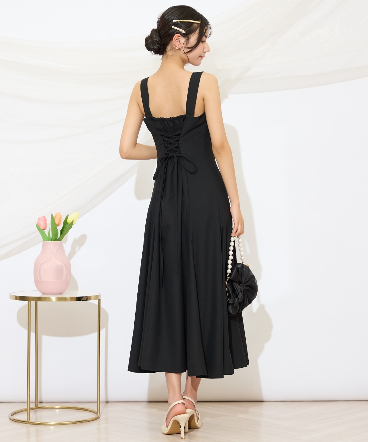 バックレースアップワンピース