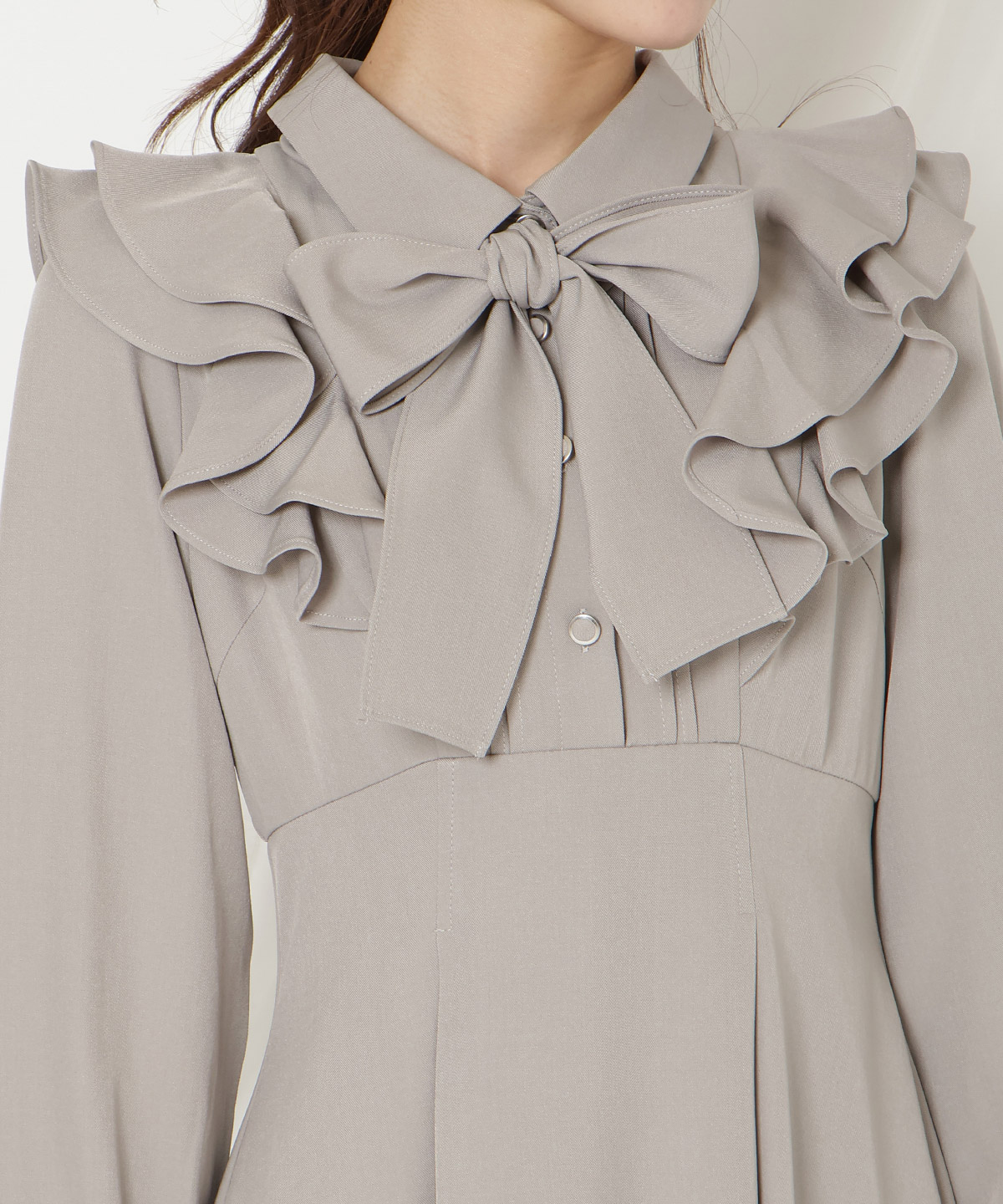 ラッフルリボンタイフレアワンピース