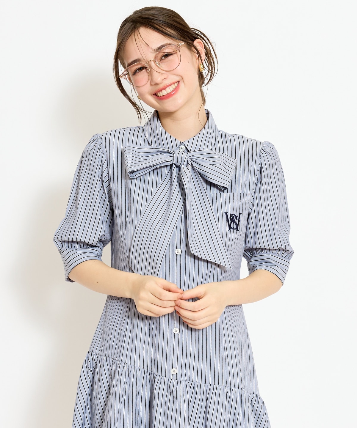 ティアードフリルリボンタイシャツワンピース