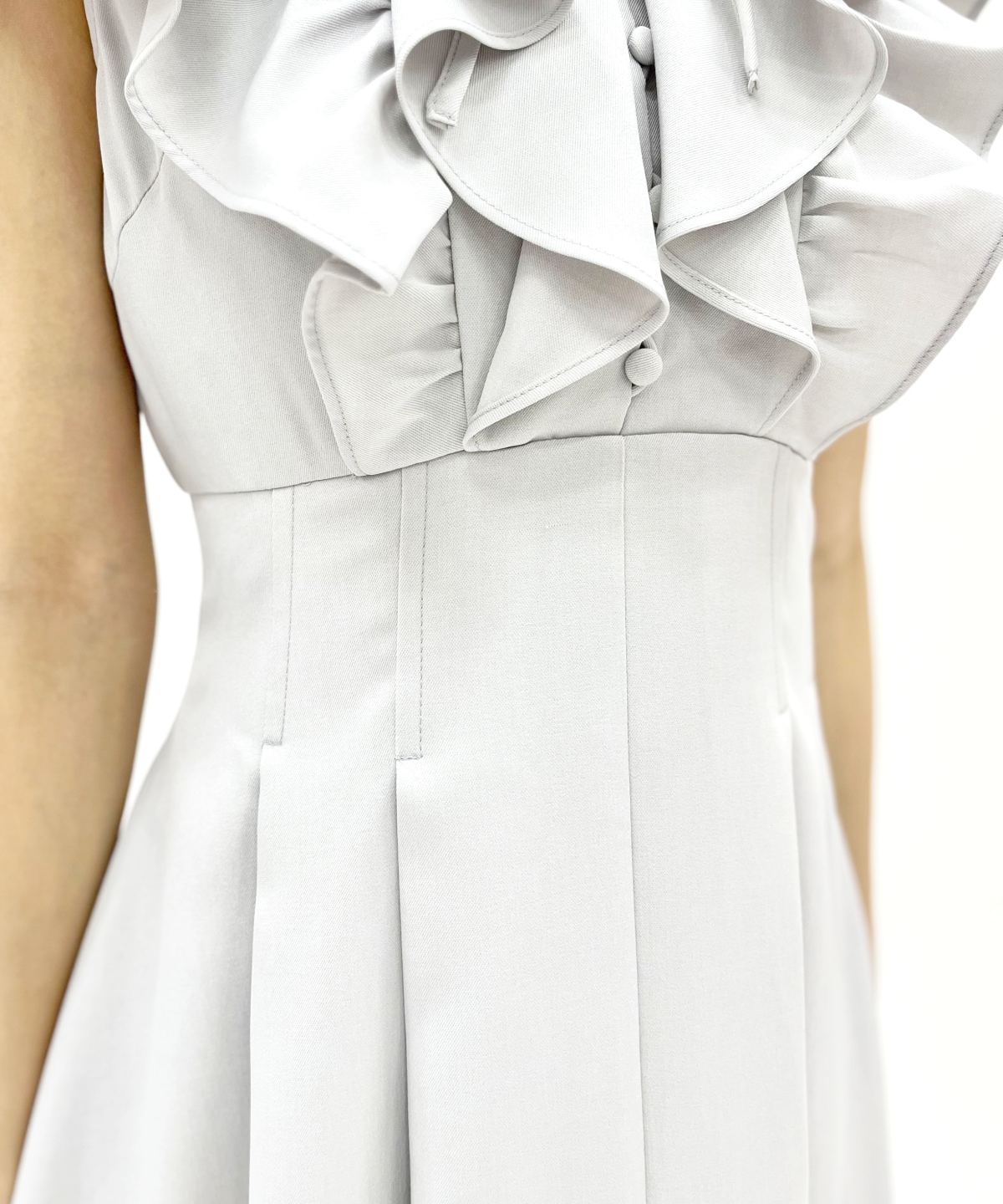 ナローリボンラッフルフリルワンピース