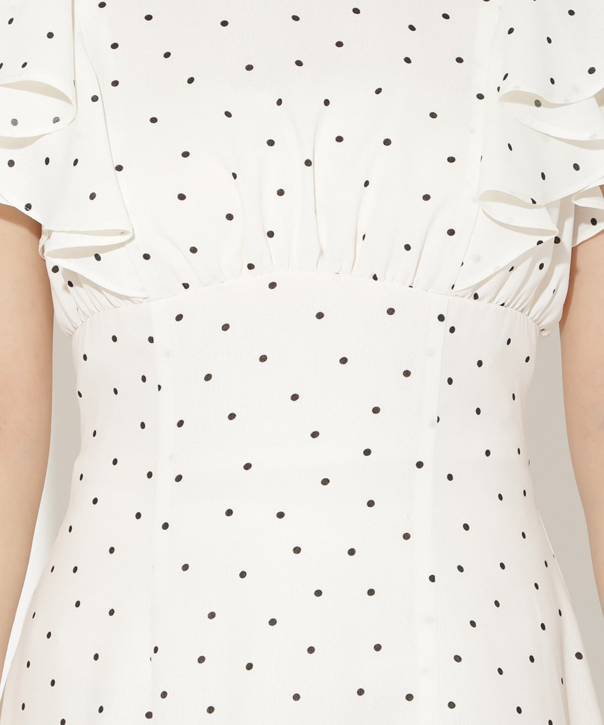 フリルスリーブフレアワンピース