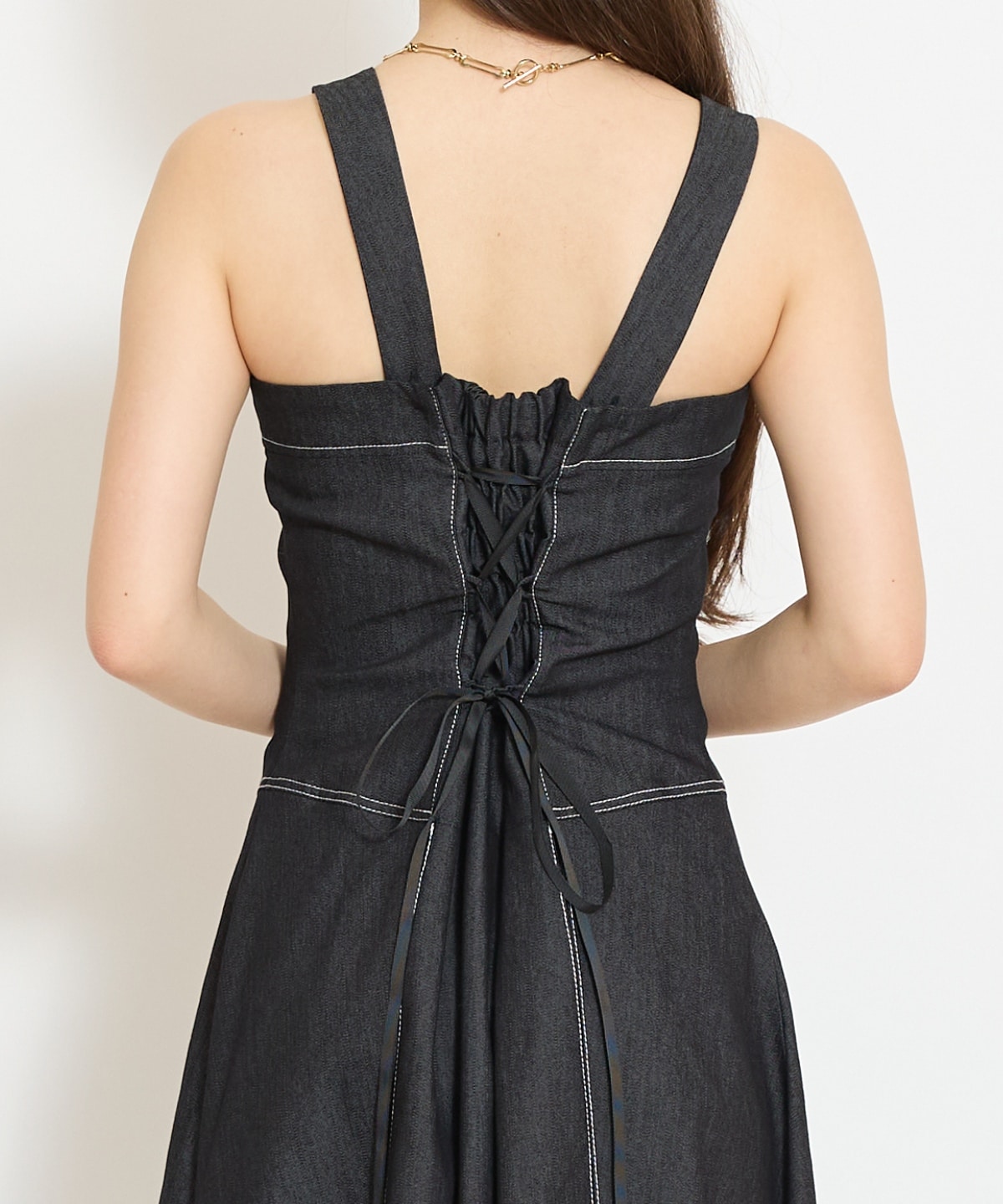 ステッチデザインフロントZIPワンピース