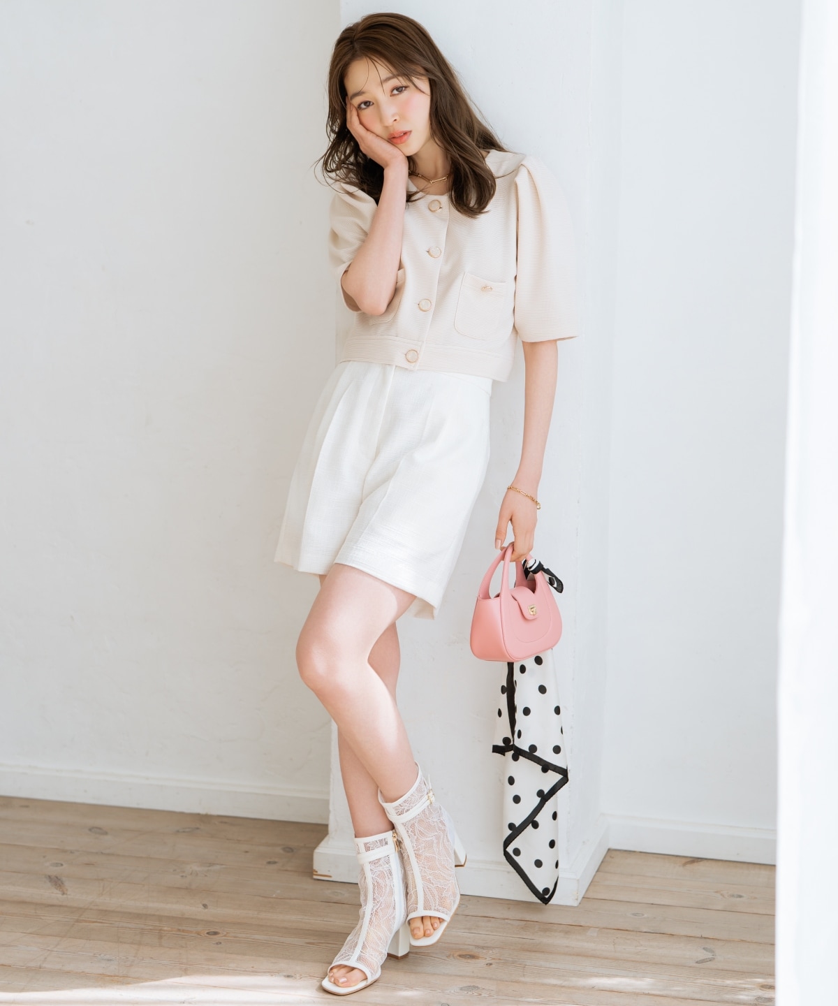 ノーカラーポンチジャケット