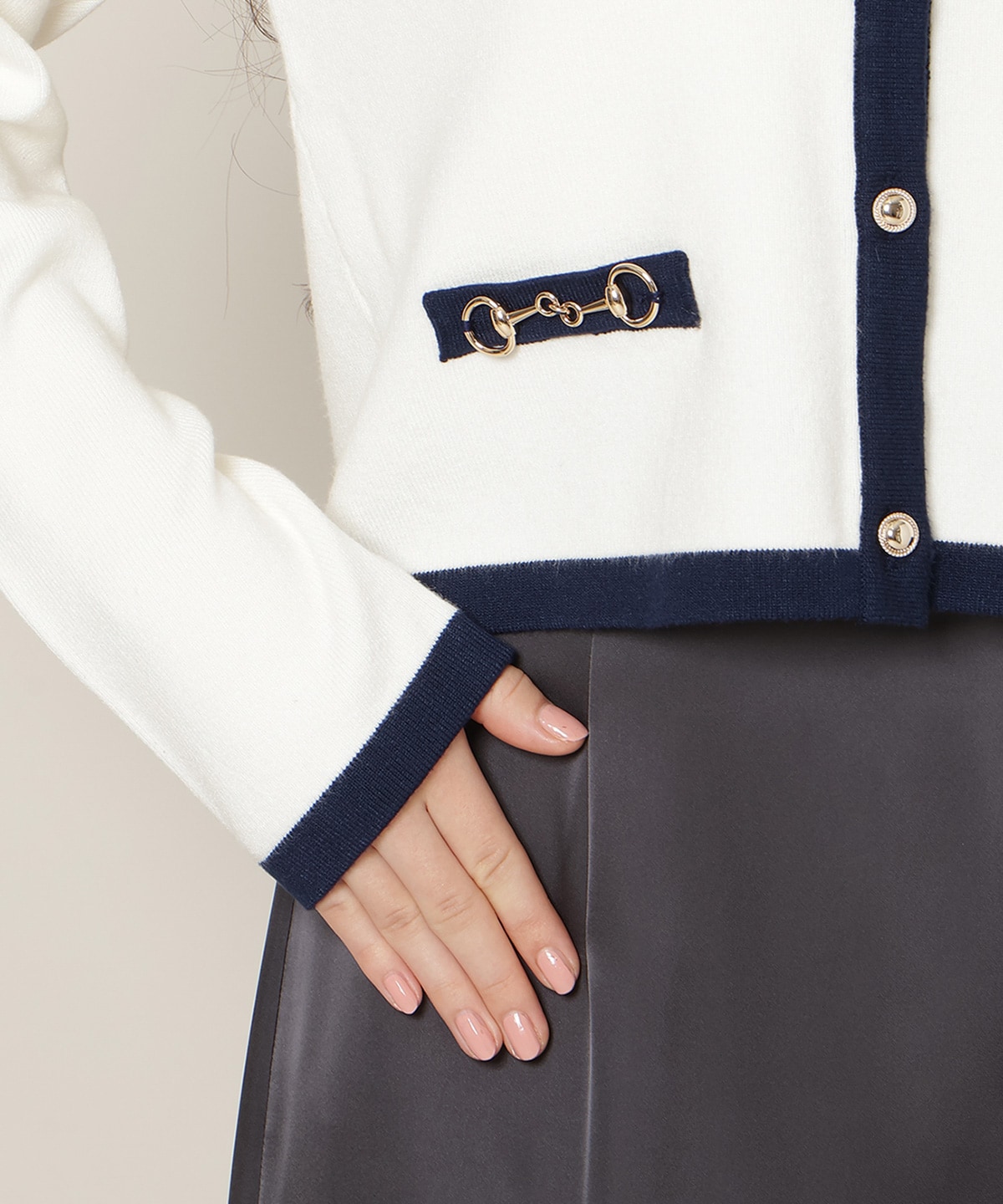 バイカラーアンサンブル【ハイネックトップス×カーディガンセット】