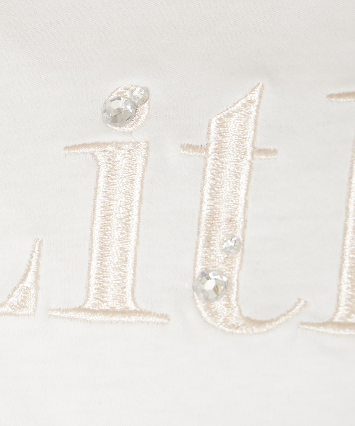 ビジュー付き刺繍ロゴTシャツ