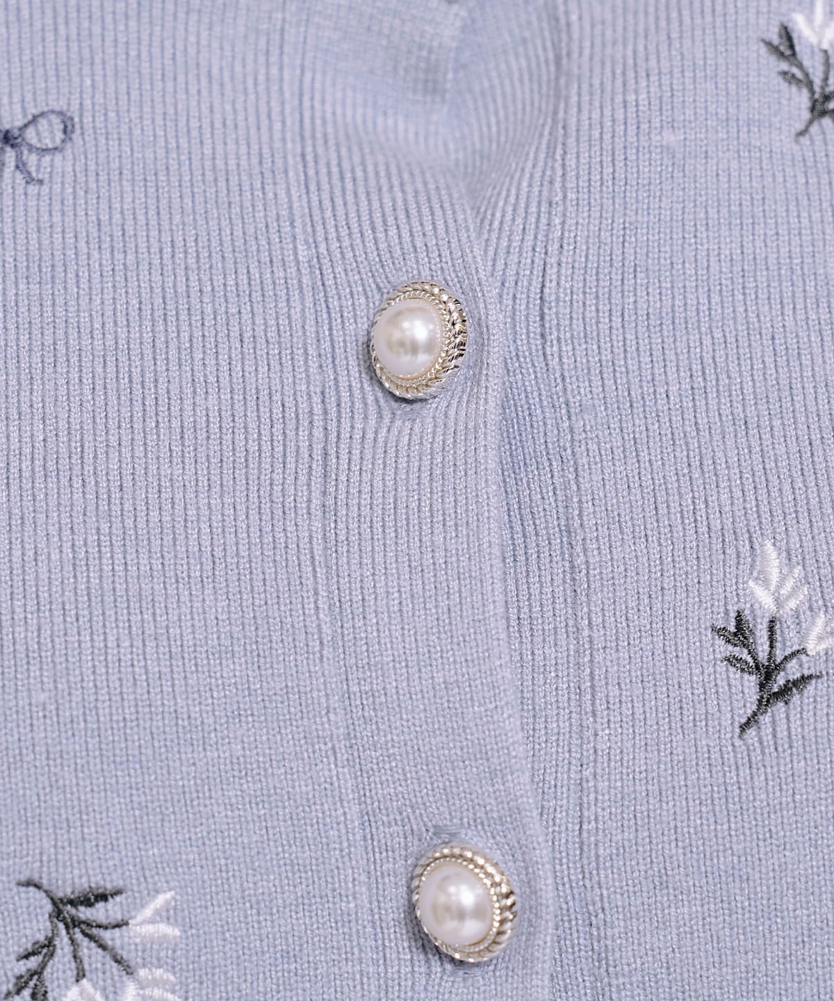 モチーフ刺繍フリルカラーカーディガン