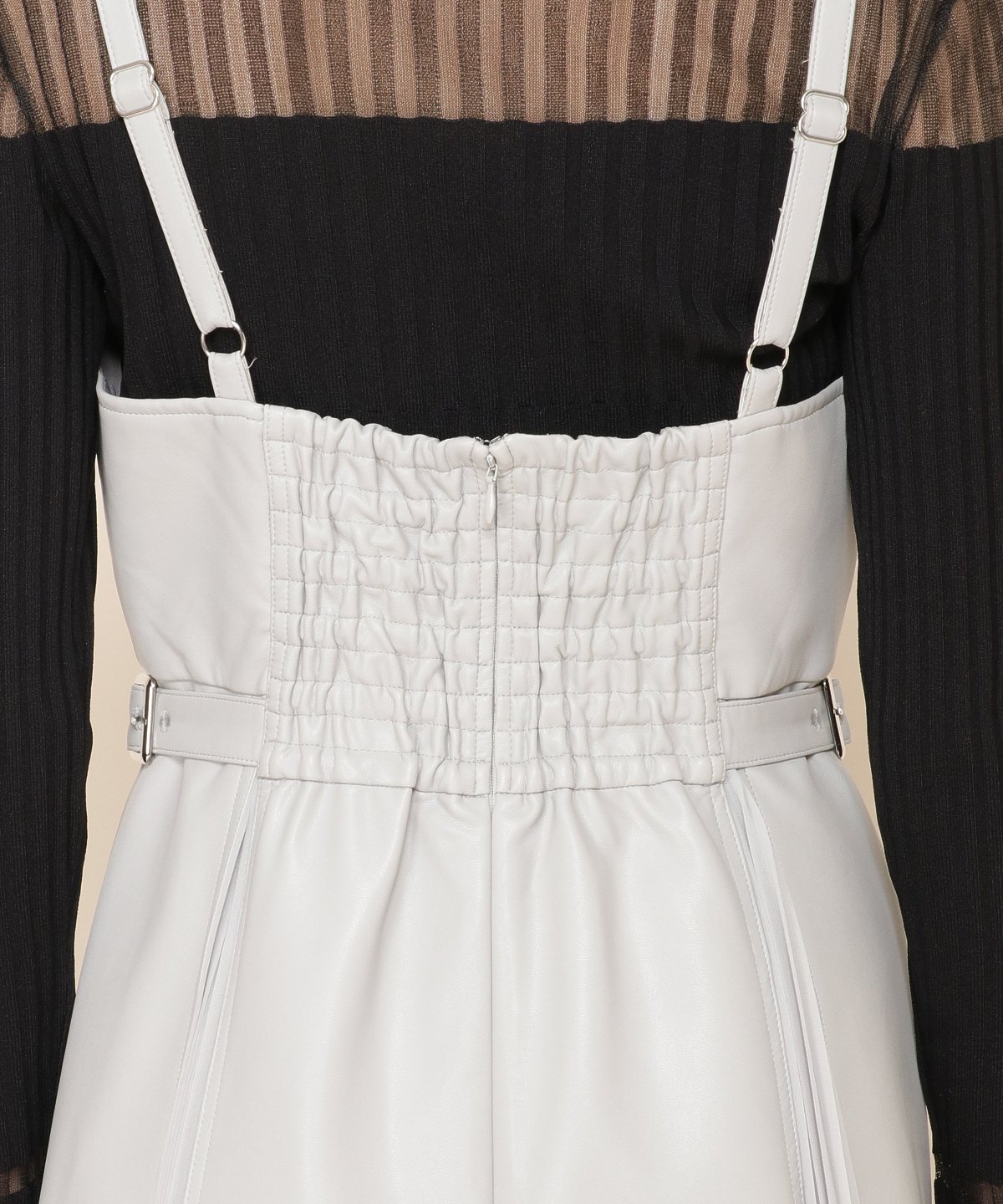 フェイクレザープリーツコンビキャミワンピース M ライトグレー And Couture 公式オンラインショップ バーンデストローズ