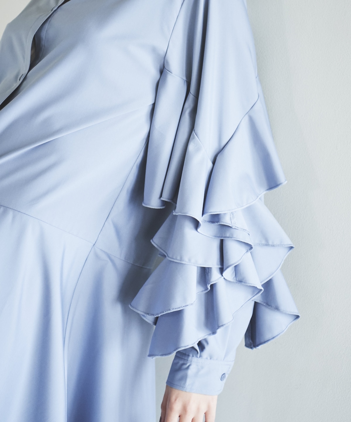 アシメフリルスリーブミニワンピース