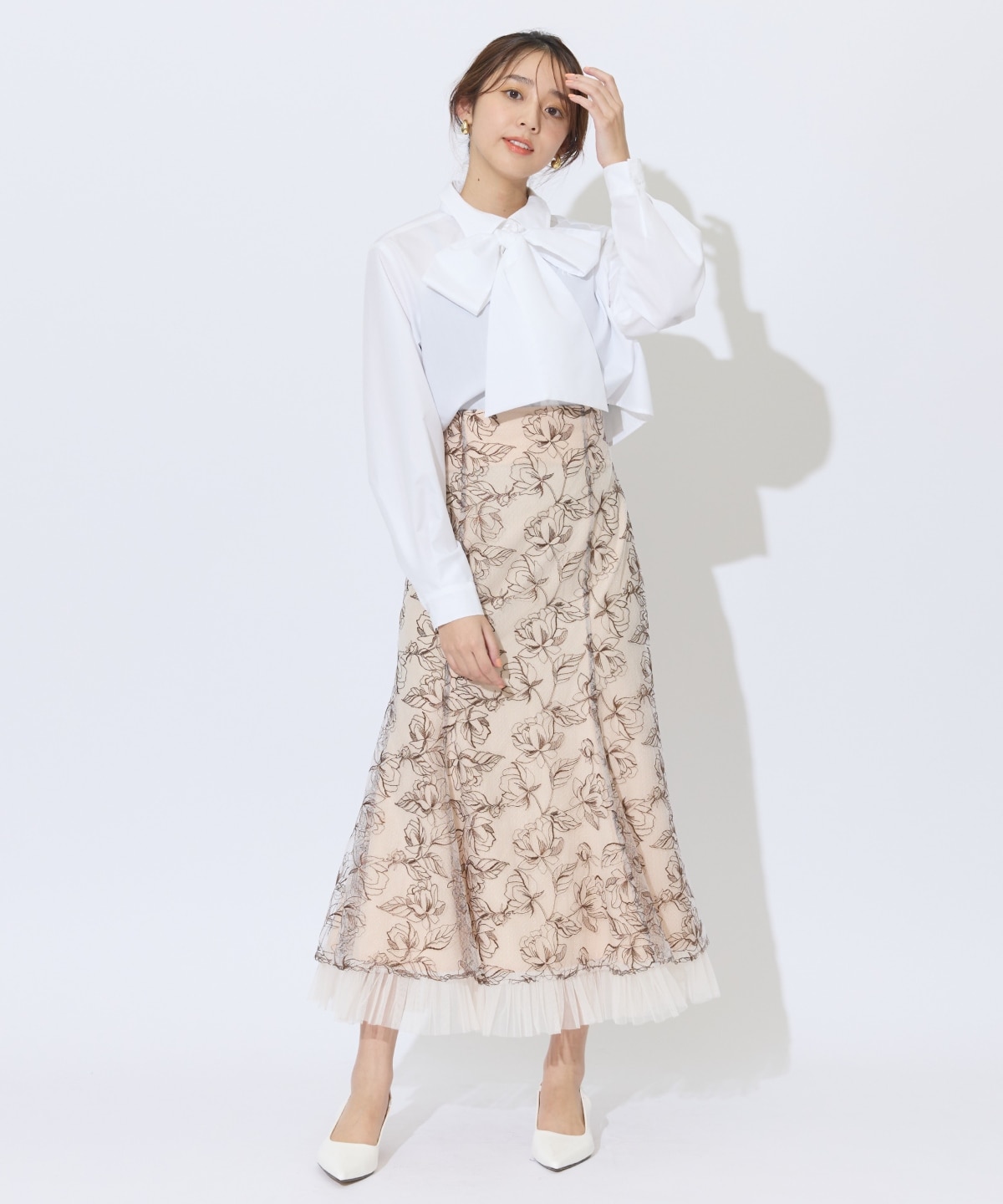 チュールヘムフローラルスカート