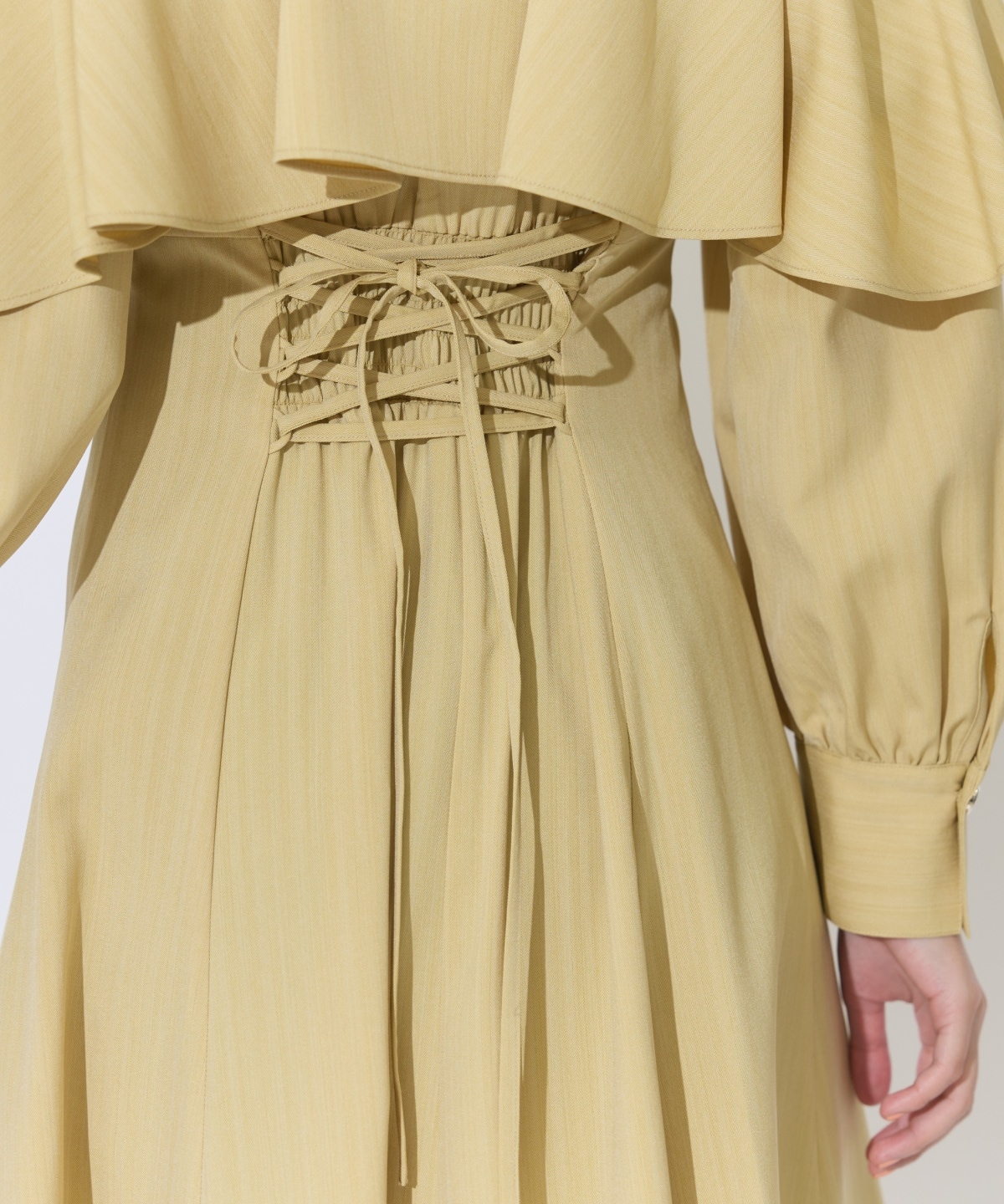 ケープフリルシャツワンピース