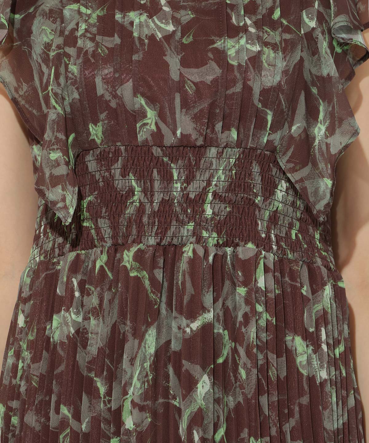 シフォンプリーツワンピース