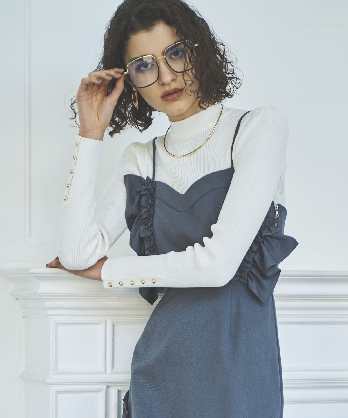 袖ボタンハイネックリブプルオーバー